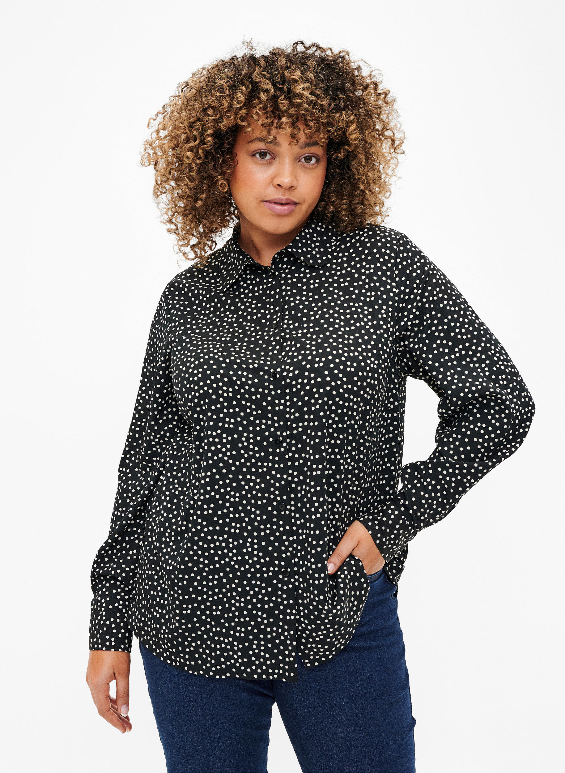 Zizzi FLASH - Shirt met stippen, Black White Dot, Model image number 0