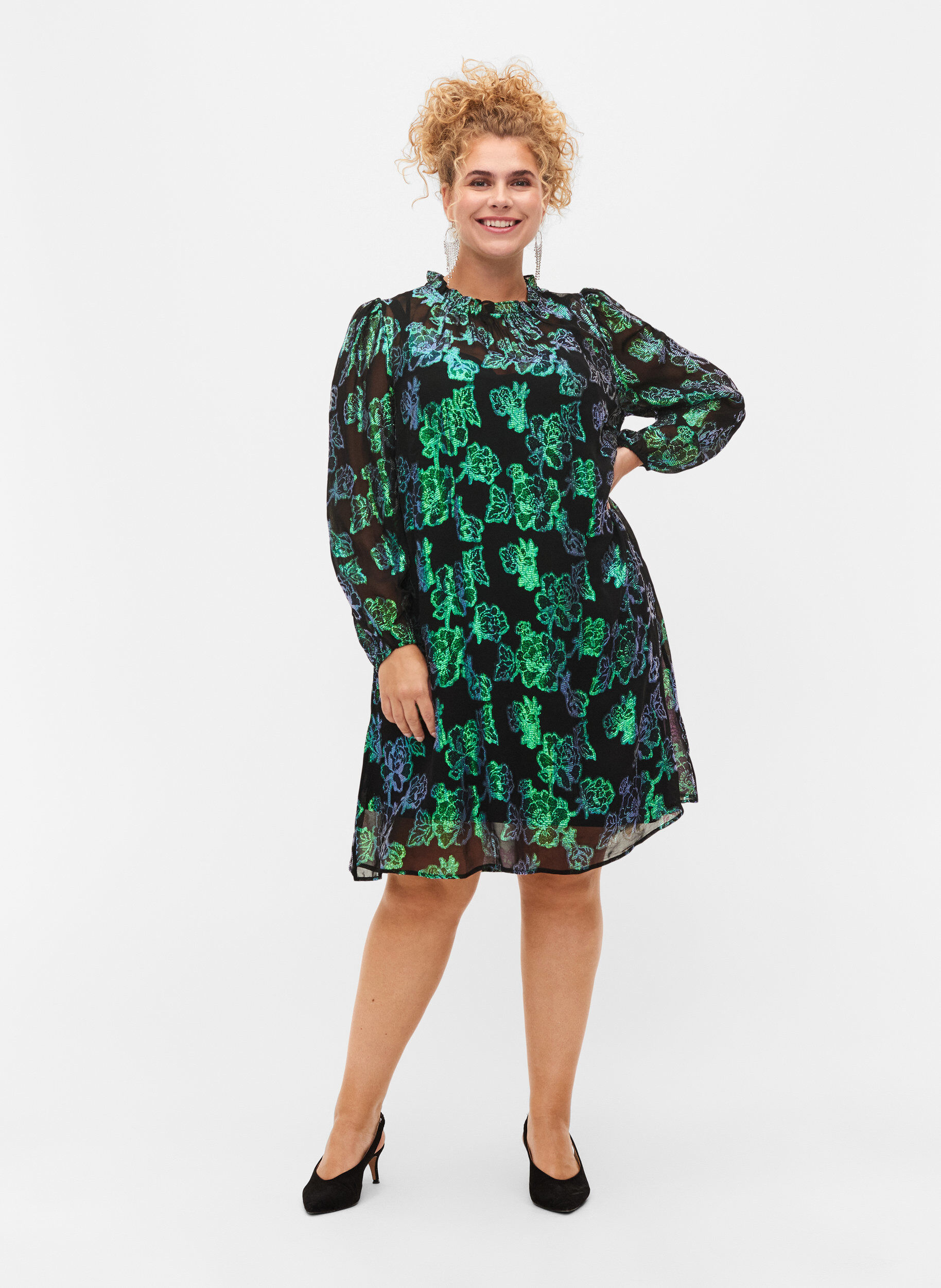 Zizzi Jurk van viscose met bloemen en lurex structuur, Black w. Green Lurex, Model image number 2