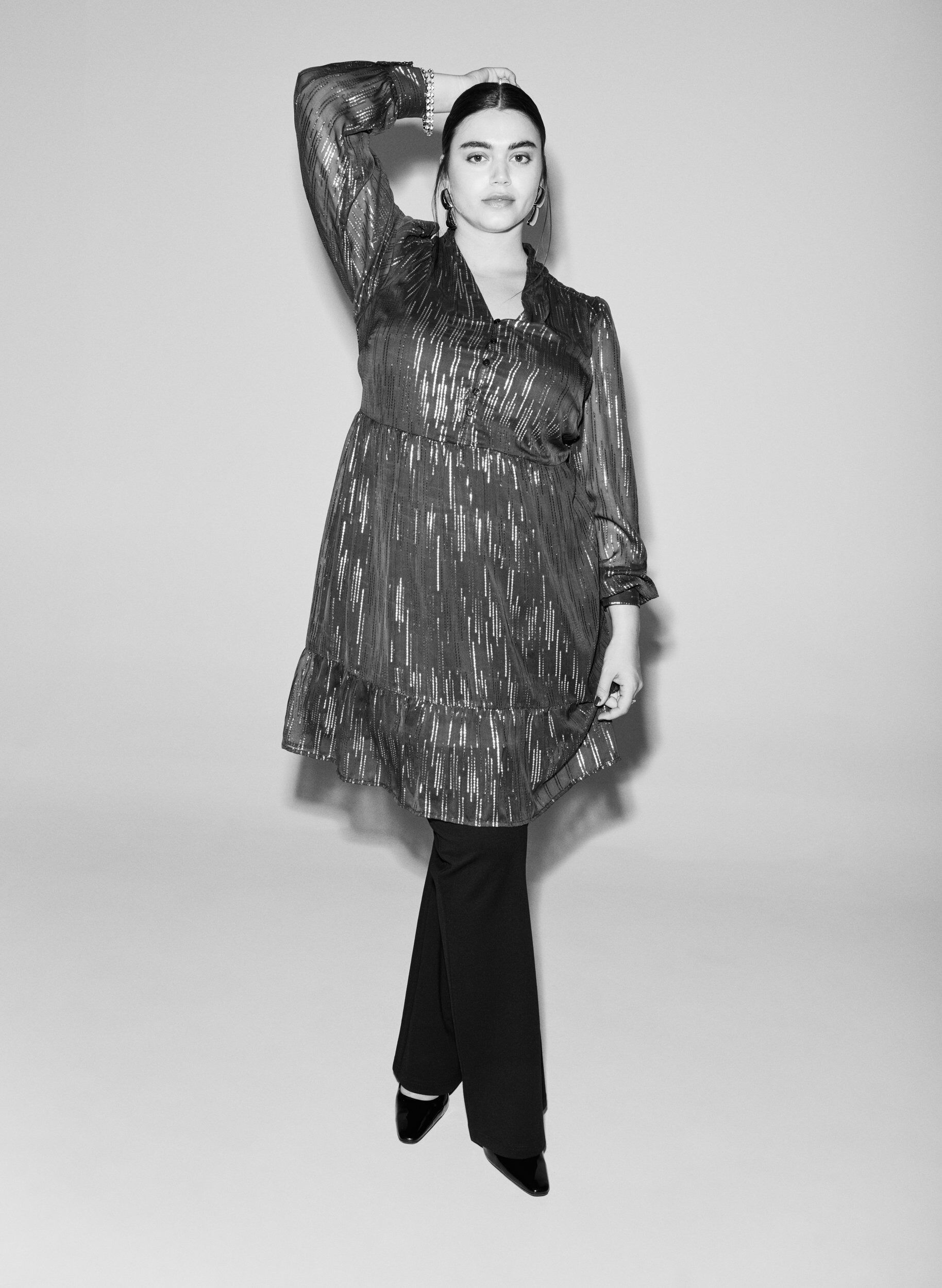 Zizzi Korte feestjurk met glitterpatroon, Blauw, Image image number 0