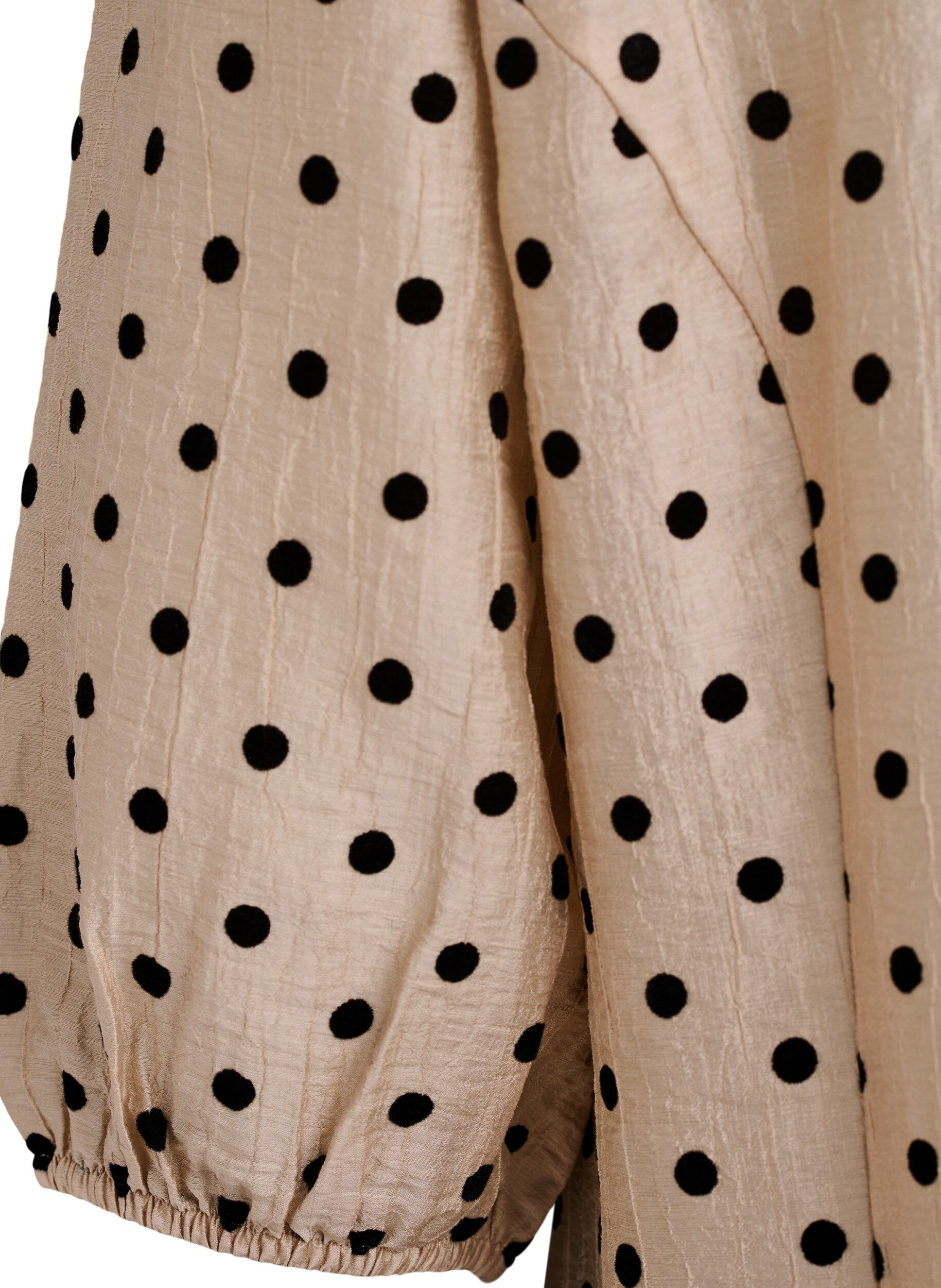 Zizzi Midi overhemdjurk met polka dots en 3/4 mouwen, Beige, Packshot image number 3