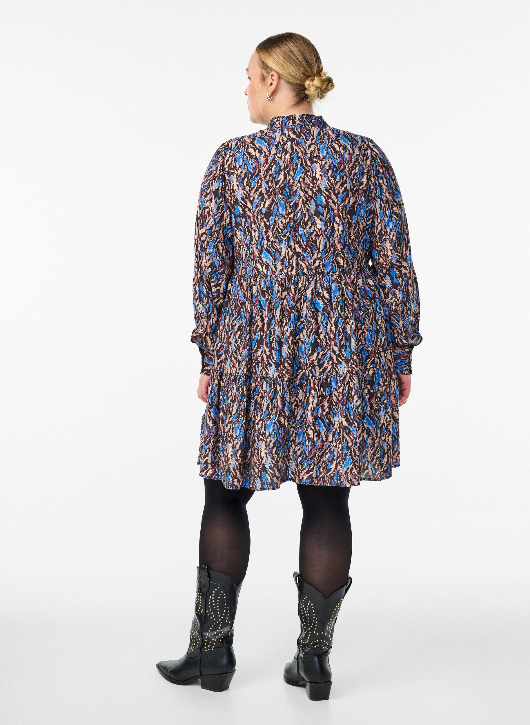 Zizzi A-lijn jurk met rucheskraag, Blauw, Model image number 2