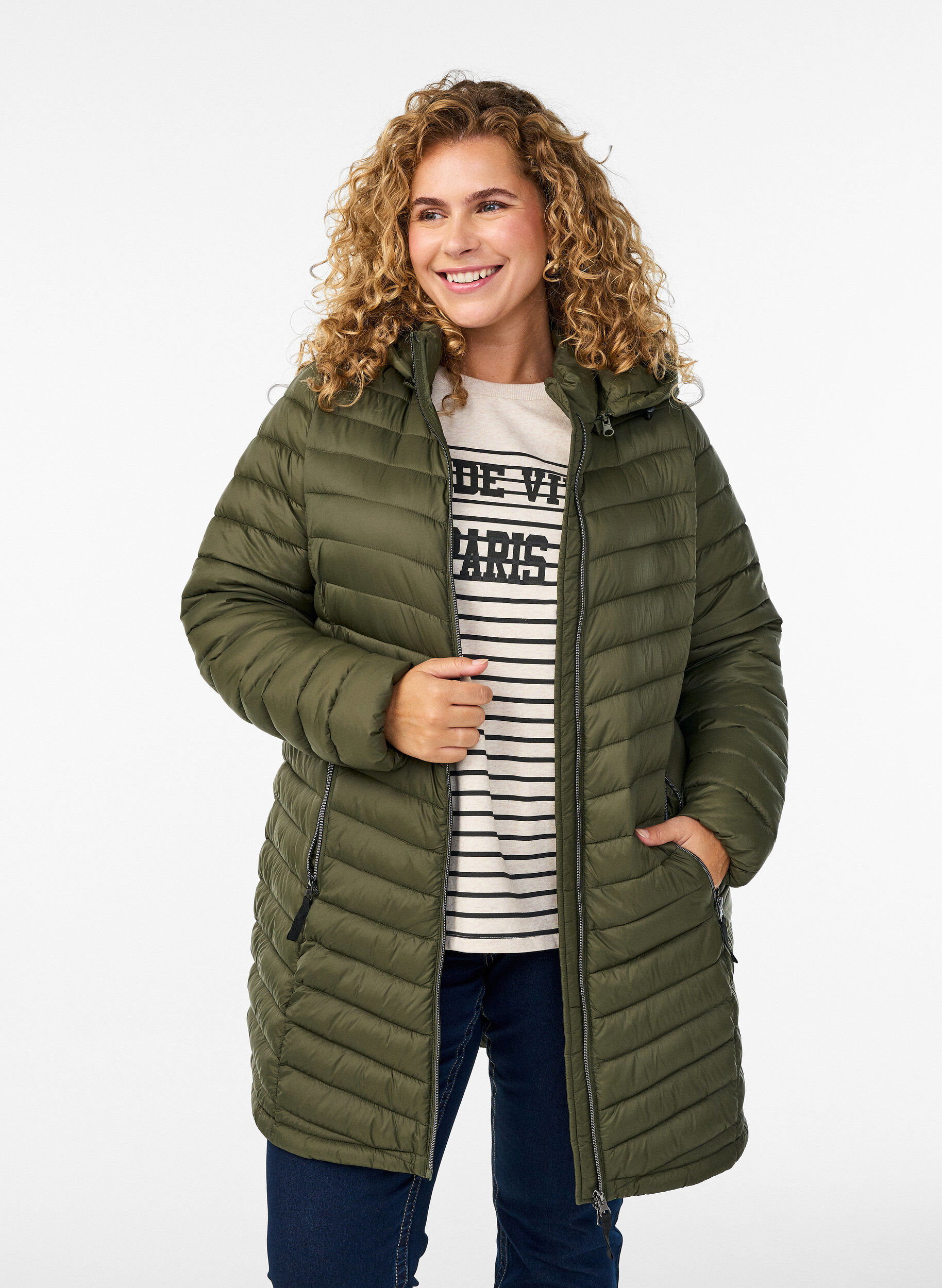 ZizziLichtgewicht jas met zakken en een afneembare capuchon, Groen, Model image number 0