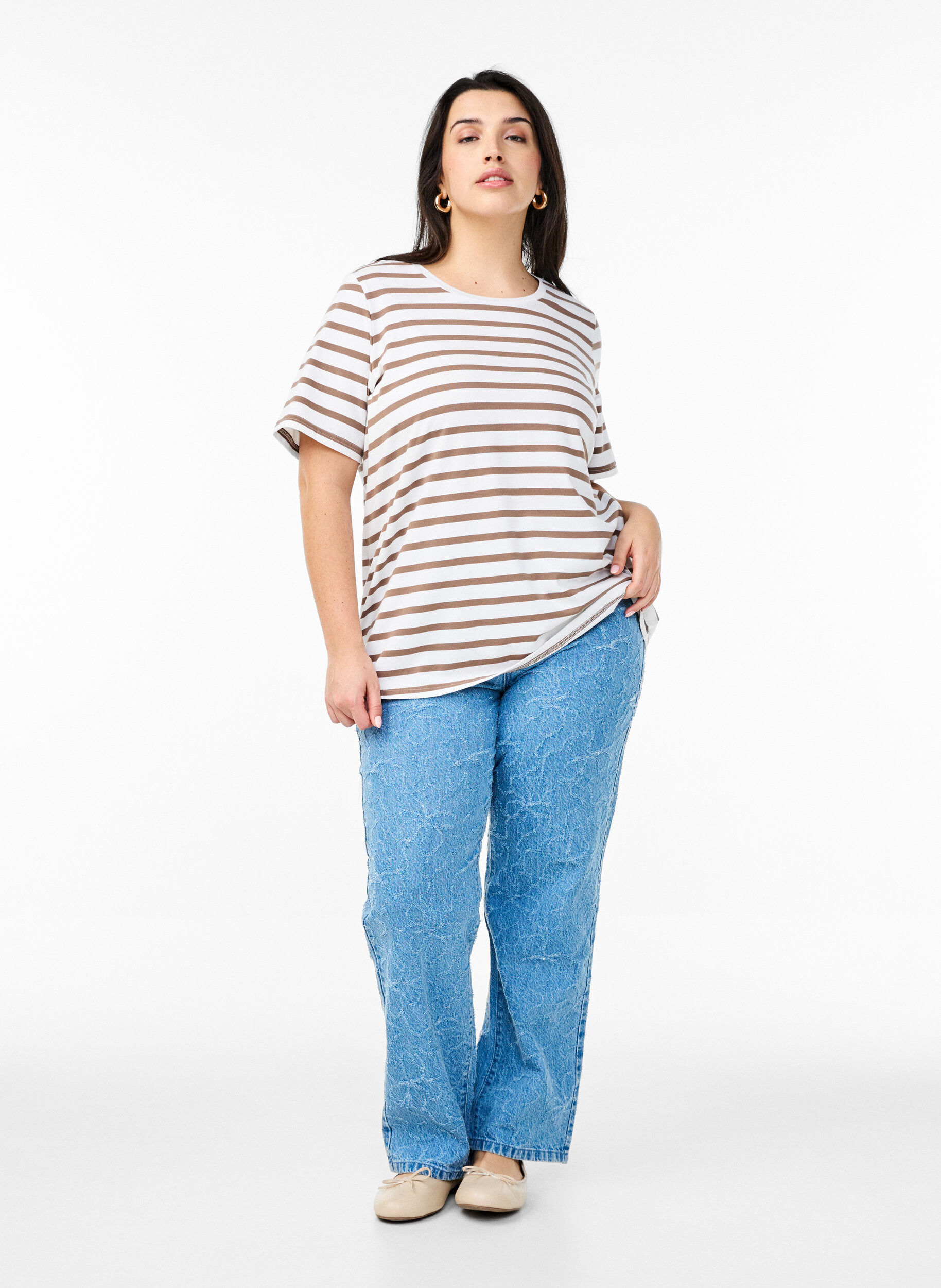 Zizzi Gestreept T-shirt van biologisch katoen, Bruin, Model image number 1