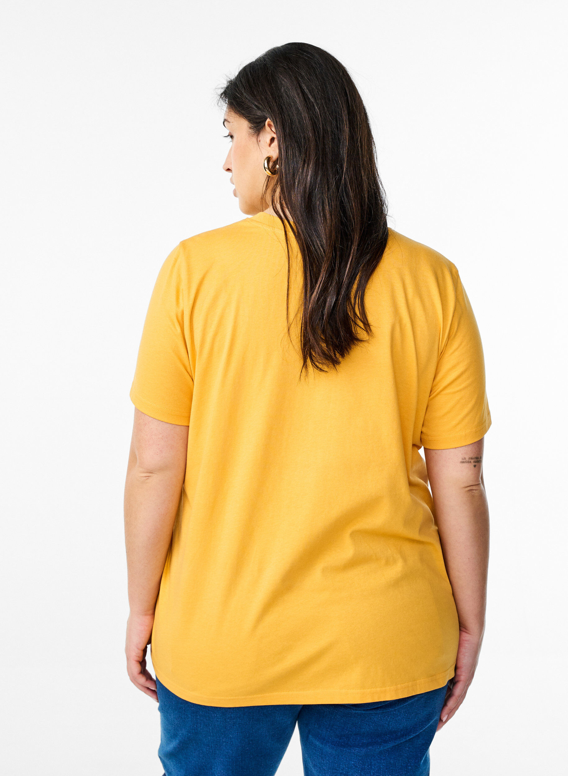 Zizzi Basic katoenen T-shirt met ronde hals, Geel, Model image number 2