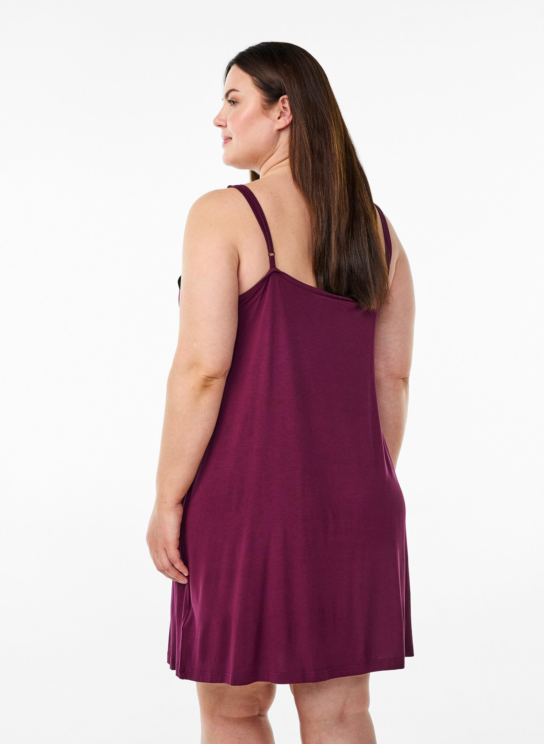 ZizziNachtjapon van viscose met kanten randje, Donker Bordeaux, Model image number 2