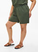 Korte broek met zakken en elastische tailleband, Groen, Model image number 3