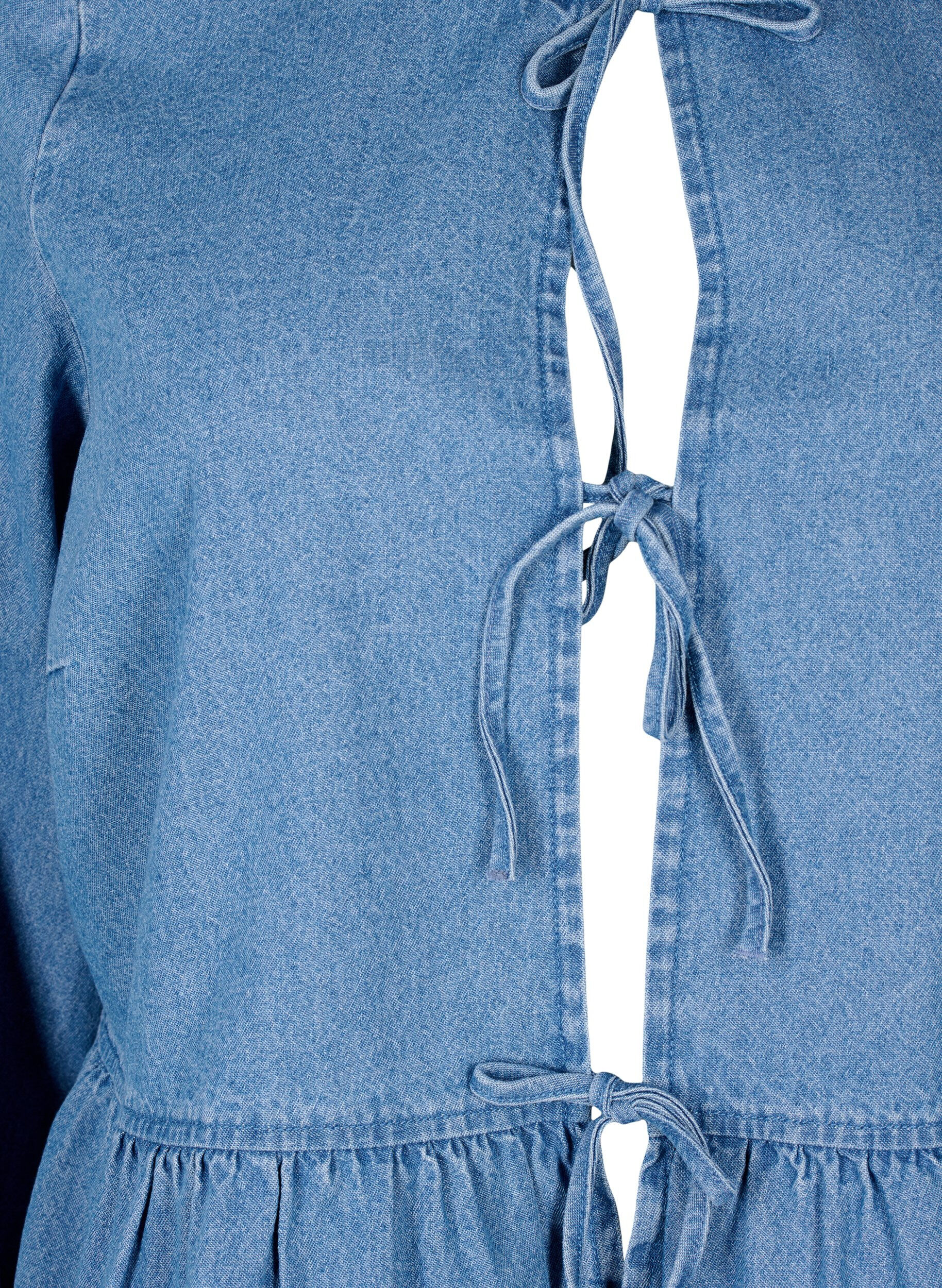 Zizzi Denim peplum blouse met striksluiting, Light Blue Denim, Packshot image number 2