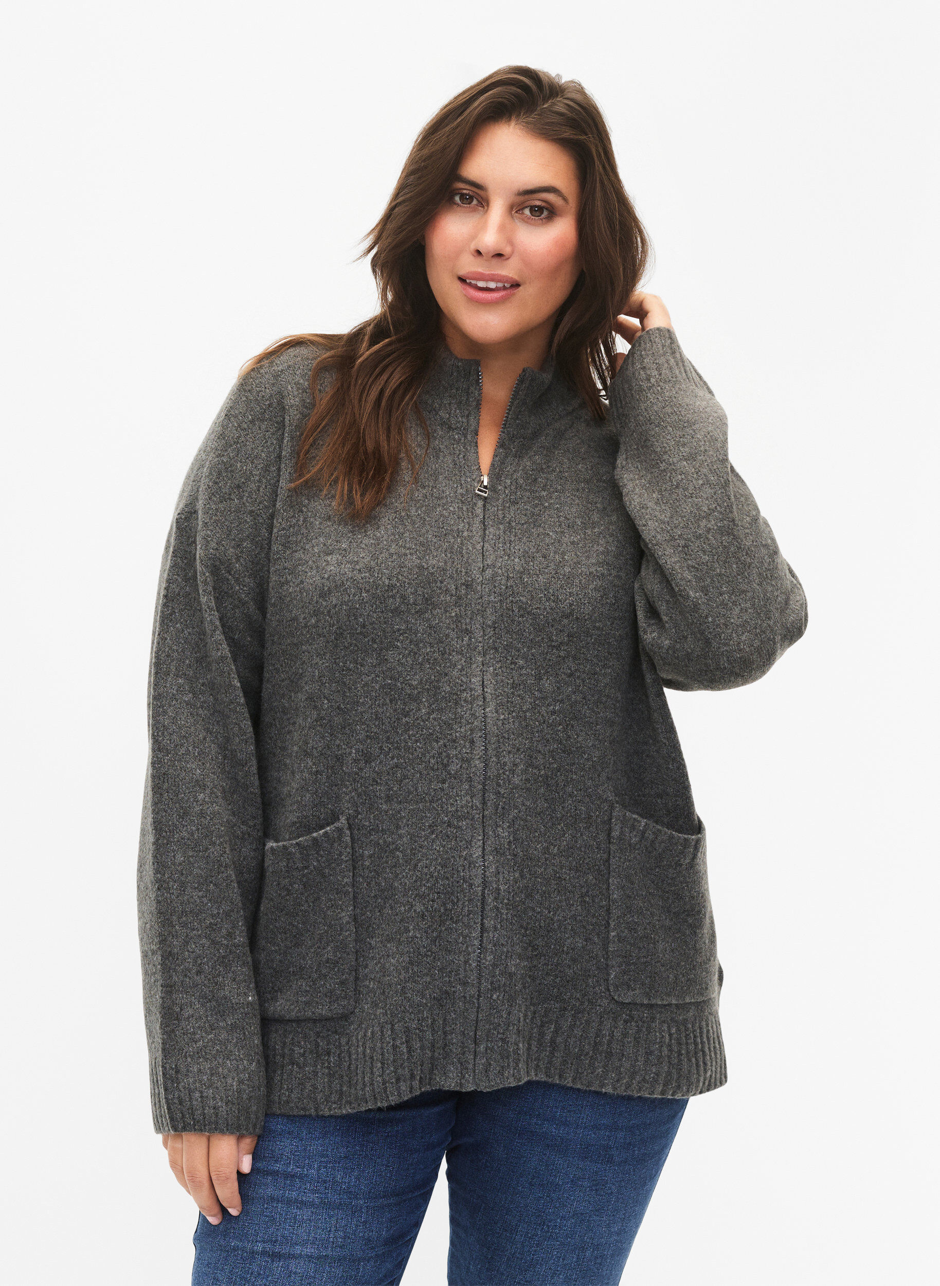 Zizzi Gebreid vest met rits en zakken, Dark Grey Melange, Model image number 0