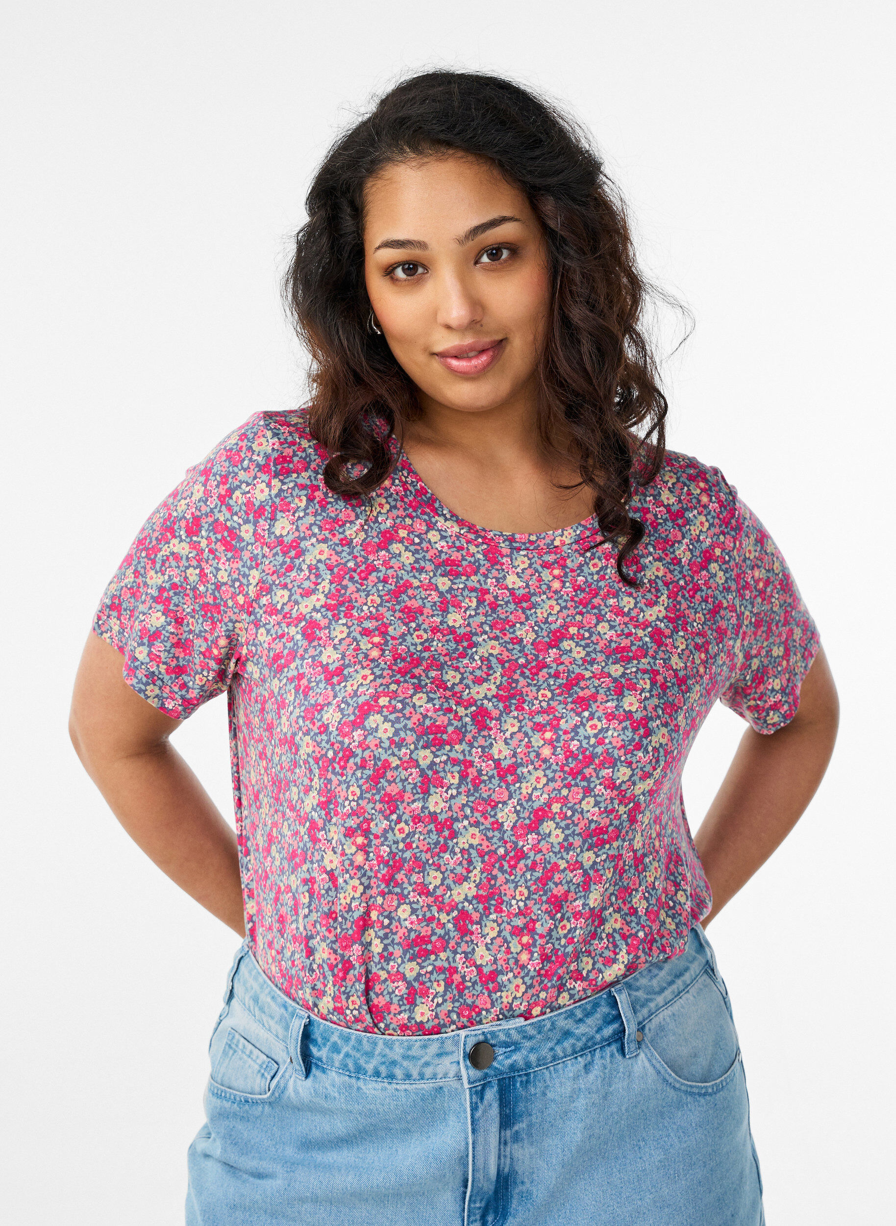T-shirt met bloemenprint, Roze, Model
