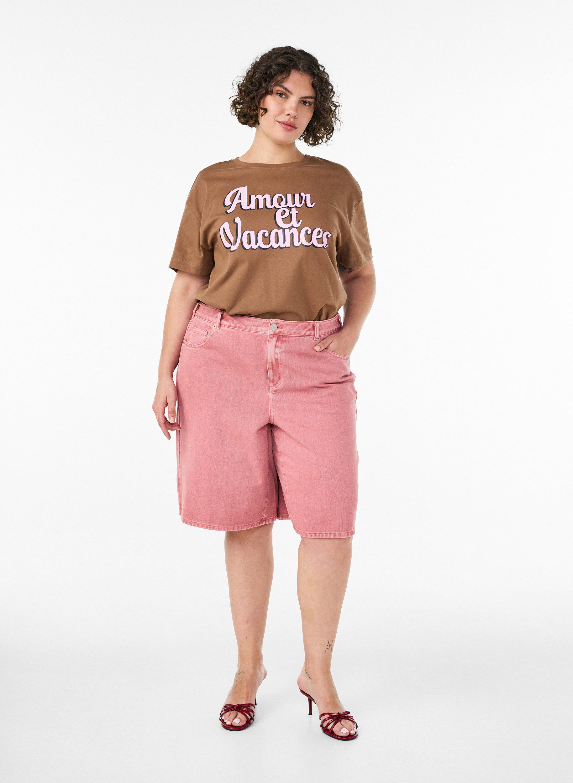 Zizzi100% katoenen T-shirt met korte mouwen en print, Bruin, Model image number 1