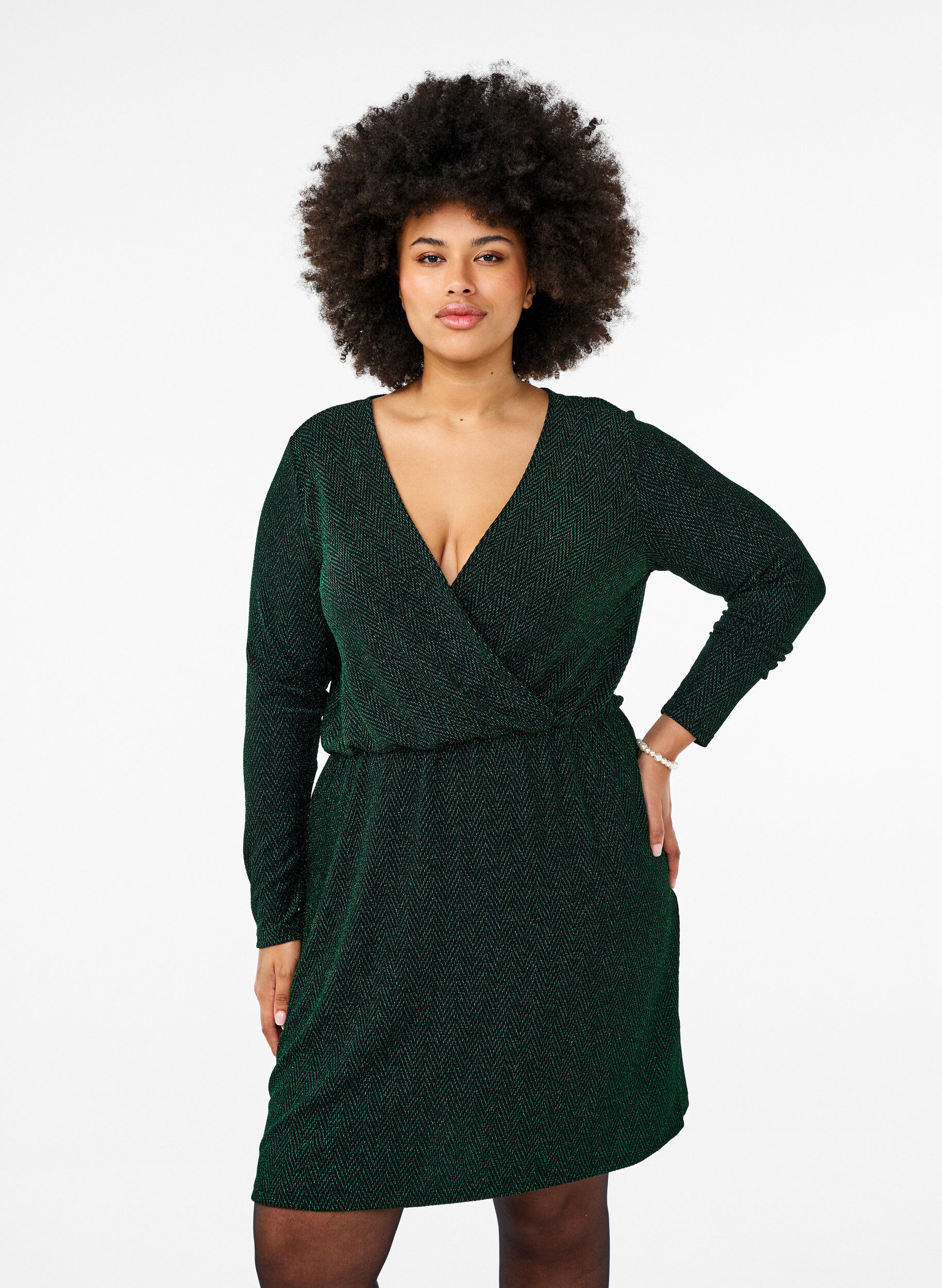 Zizzi Glitterjurk met zigzagpatroon, Scarab ZigZagShimmer, Model image number 0