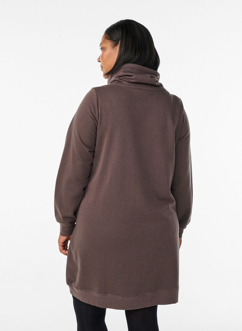 Kort sweatshirt jurk met hoge kraag en zakken, Bruin, Model image number 2