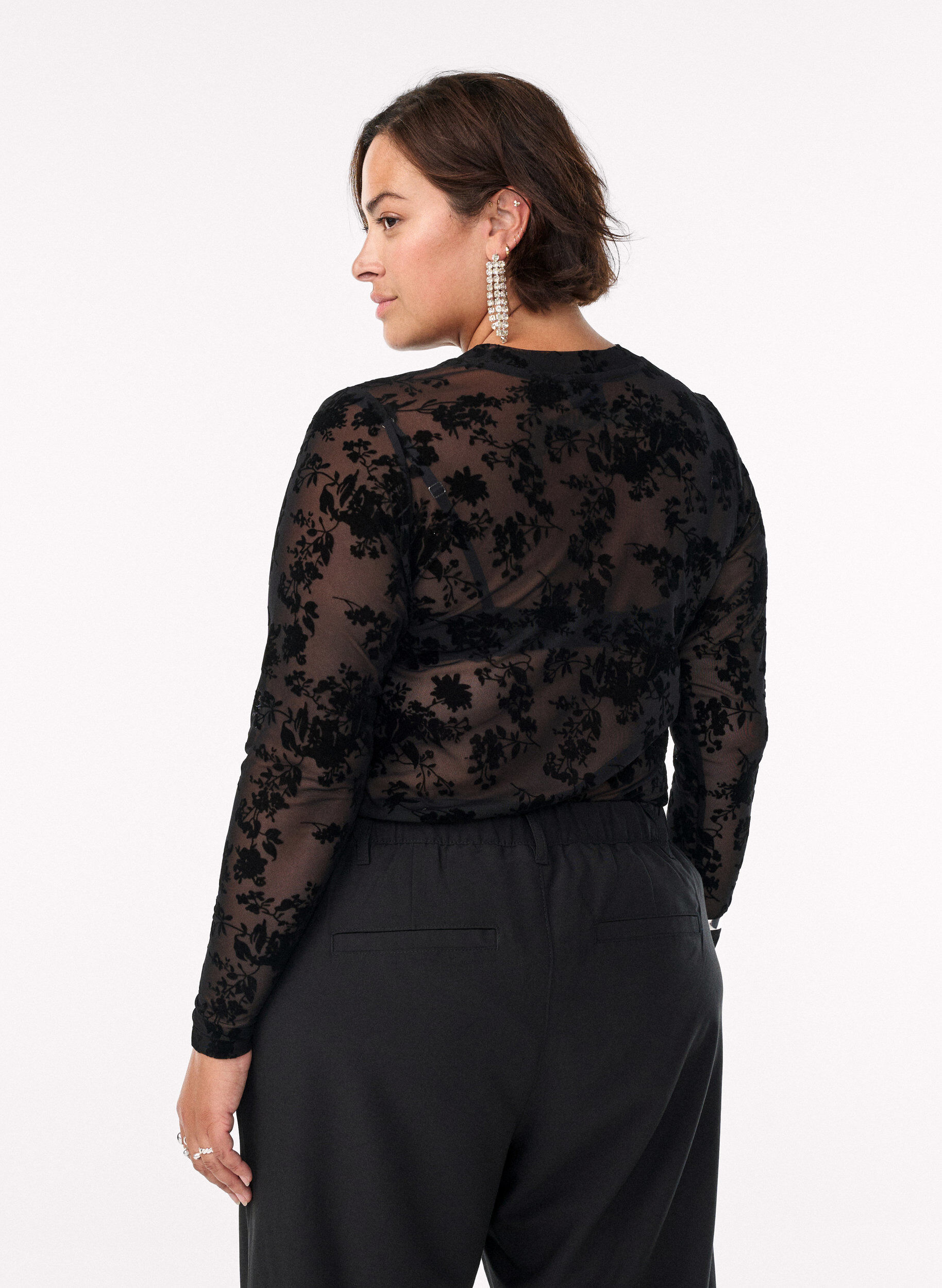 Zizzi Mesh blouse met bloemenpatroon, Zwart, Model image number 2