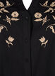 Overhemdblouse met geborduurde bloemen en 3/4 mouwen, Black W. Beige Emb. , Packshot image number 2