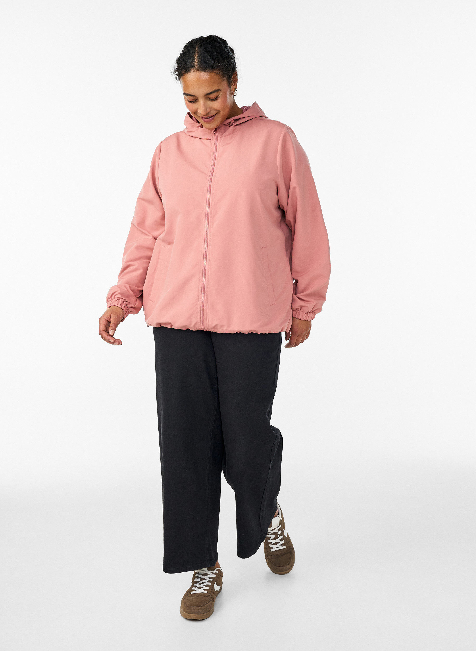 Zizzi Lichtgewicht jas met een capuchon en ritssluiting, Roze, Model image number 1