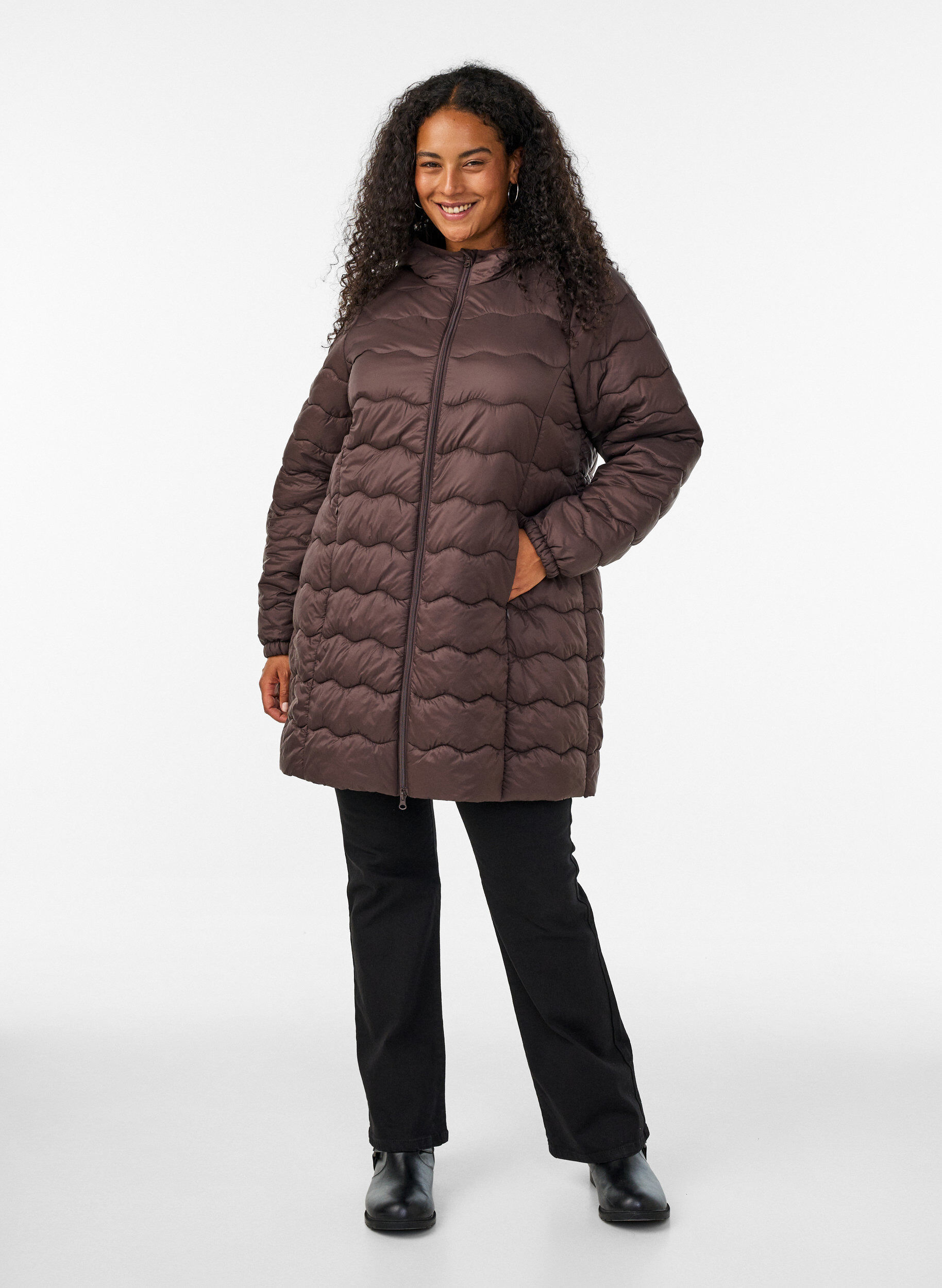 ZizziGewatteerde jas, Bruin, Model image number 1