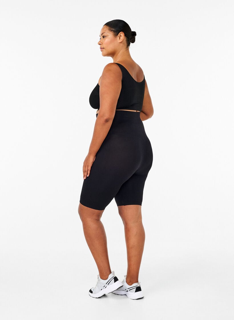 Naadloos fietsshortje, Zwart, Model image number 2