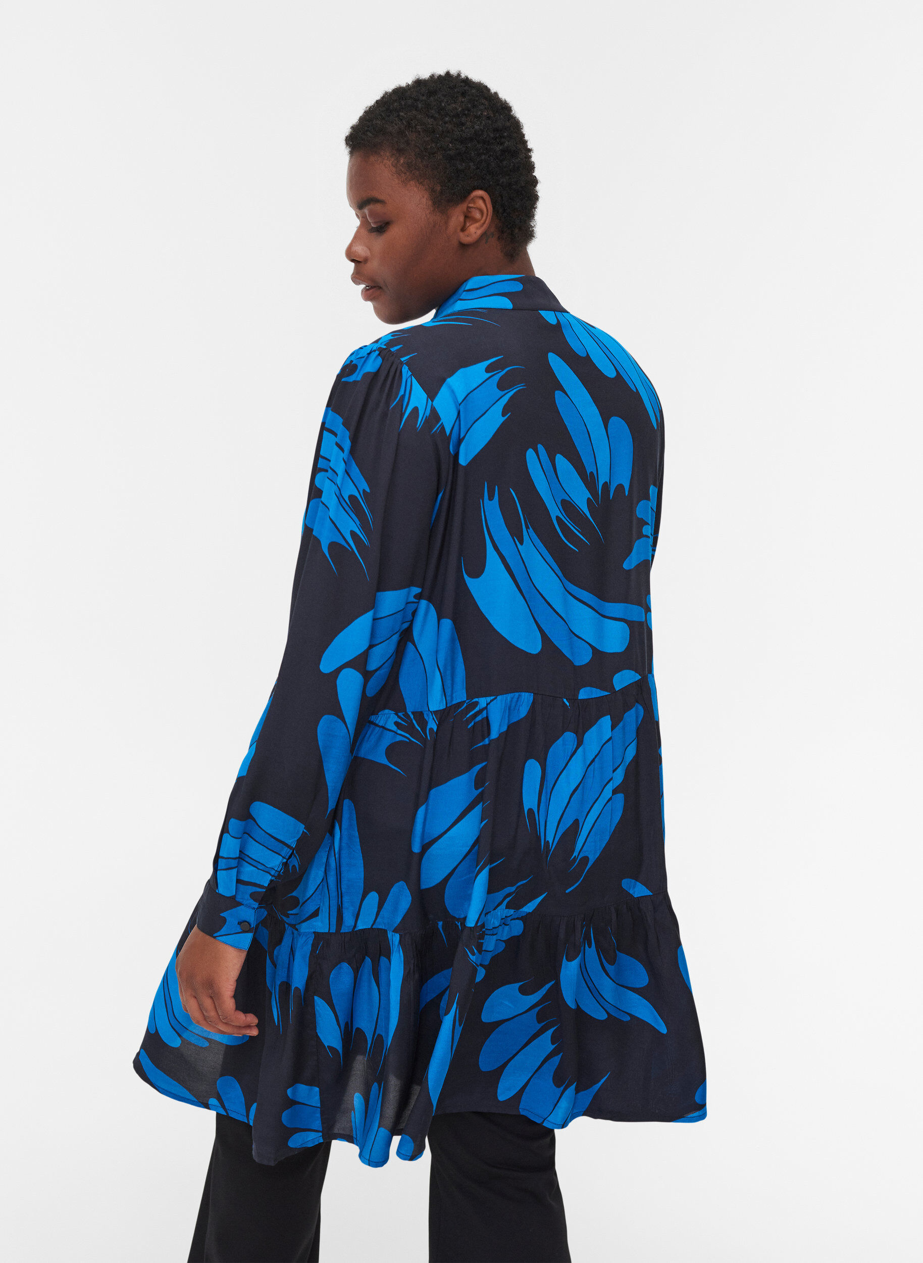 Zizzi Viscose tuniek met rits en print, Dark Blue AOP, Model image number 1