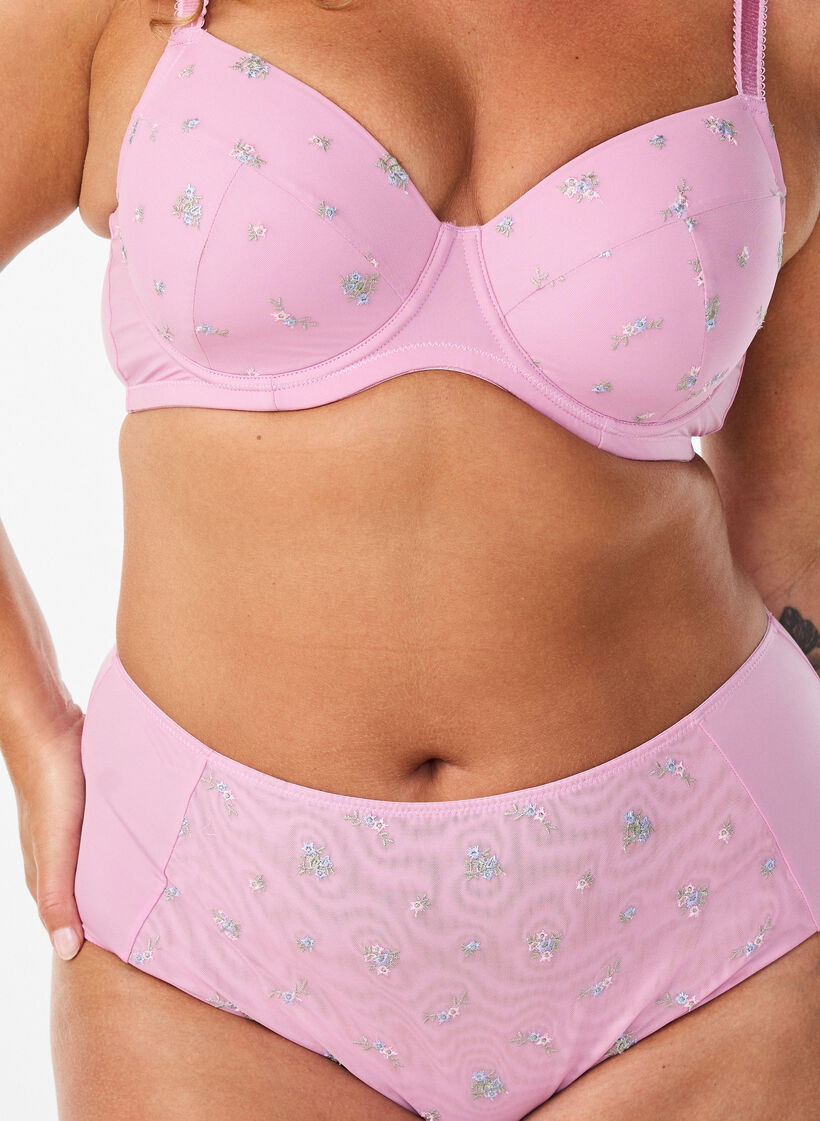 Gewatteerde bh met mesh en bloemenborduursel, Rood, Model image number 3