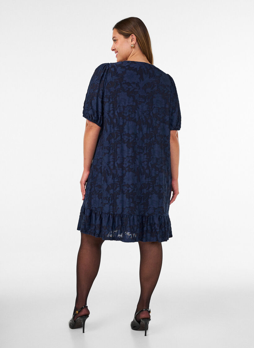 Jurk met bloemenstructuur en volantzoom, Blauw, Model image number 2