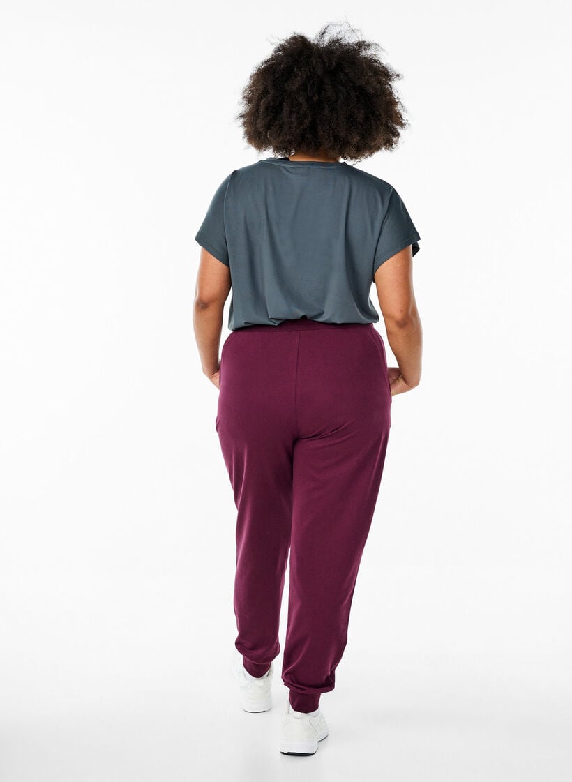 Losse trainingsbroek met zakken, Rood, Model image number 2