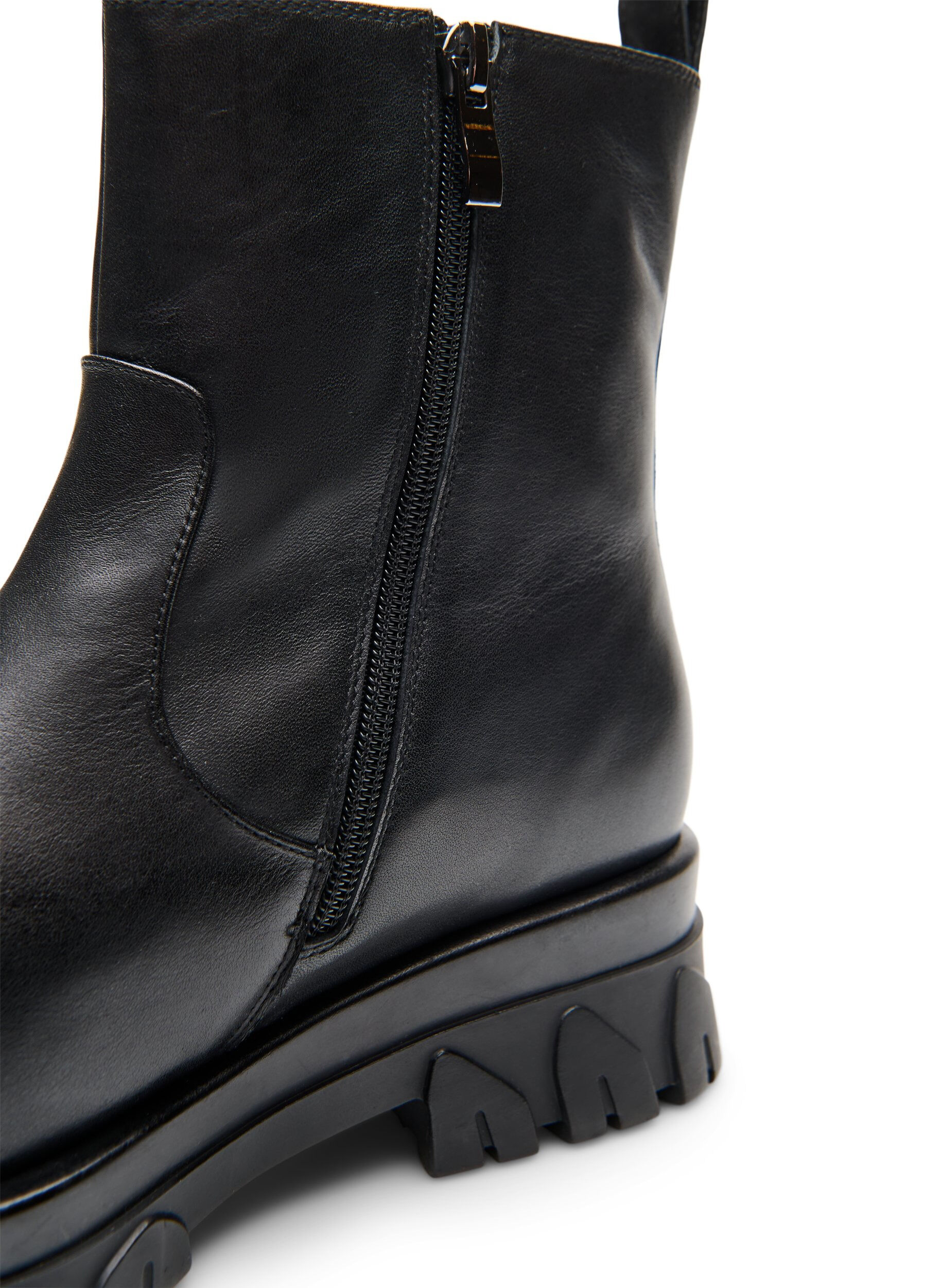 Zizzi Wide fit - Chunky leren Chelsea boots met ritssluiting, Zwart, Packshot image number 4