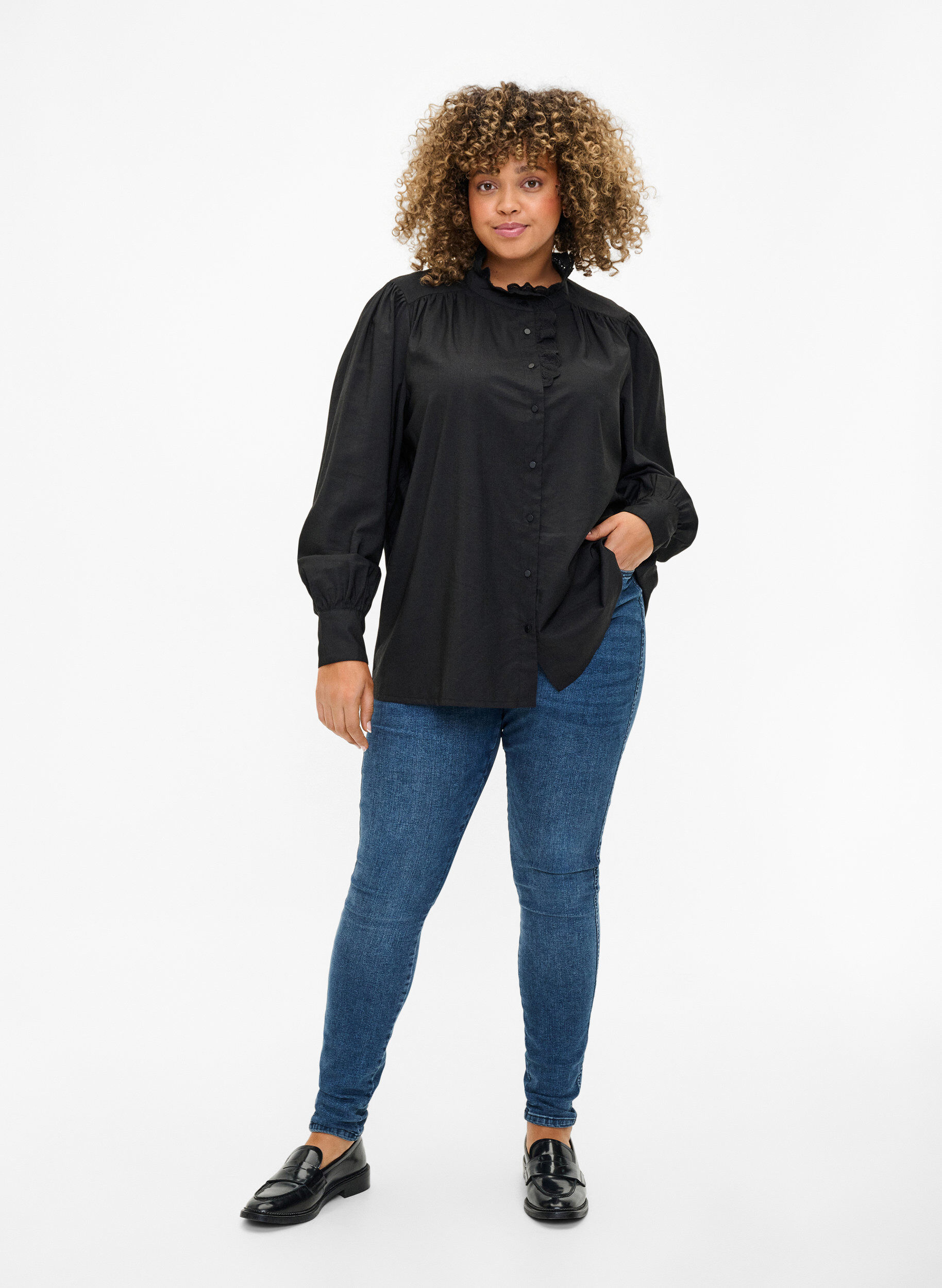 Zizzi Visicoshirt Blouse met ruffles, Black, Model image number 2