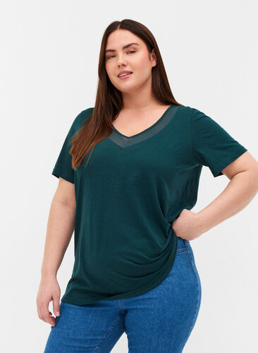 T-shirt met korte mouwen, v-hals en mesh, Ponderosa Pine, Model image number 0