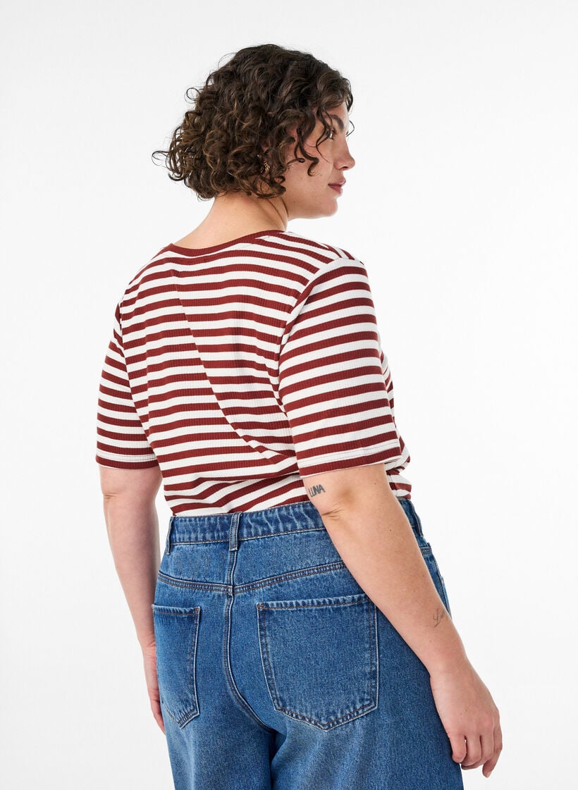 Gestreept T-shirt met geribbelde textuur, Rood, Model image number 2