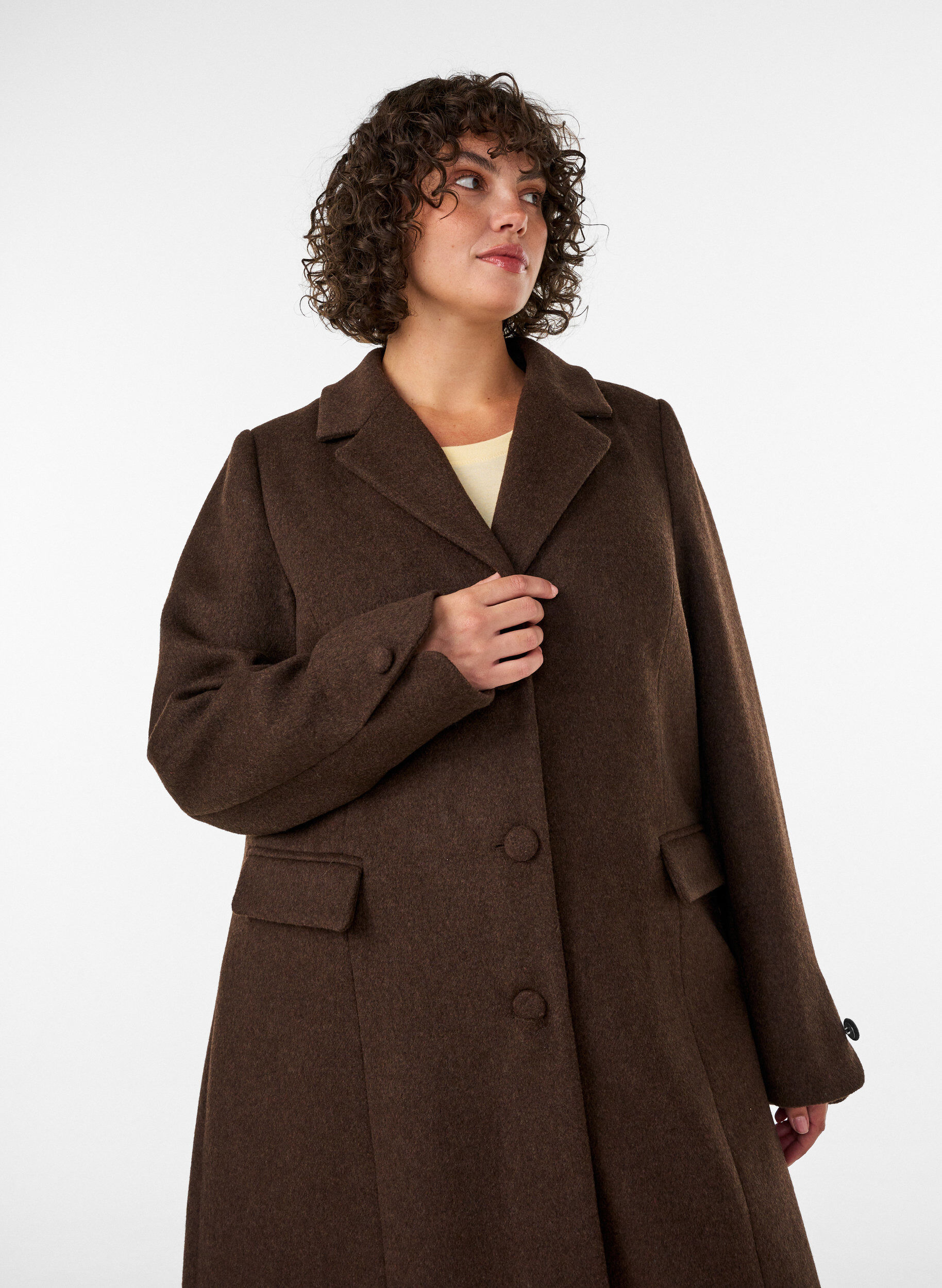 ZizziWolblendjas met revers en knopen, Bruin, Model image number 3
