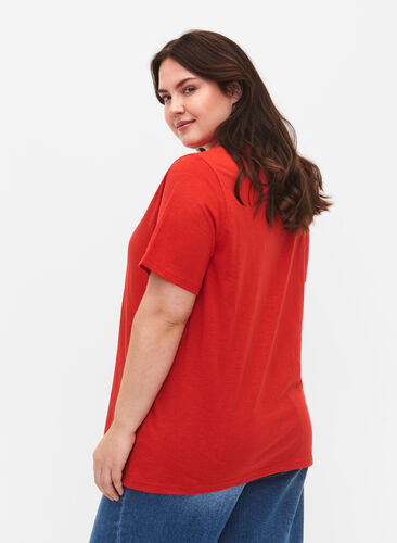 Basic t-shirt met korte mouwen en v-hals, Flame Scarlet, Model image number 1