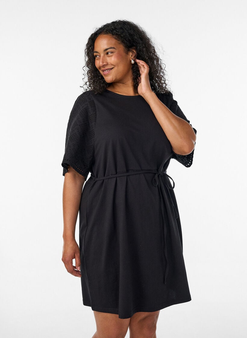 Katoenen jurk met broderie anglaise mouwen en een strik in de taille, Zwart, Model image number 0
