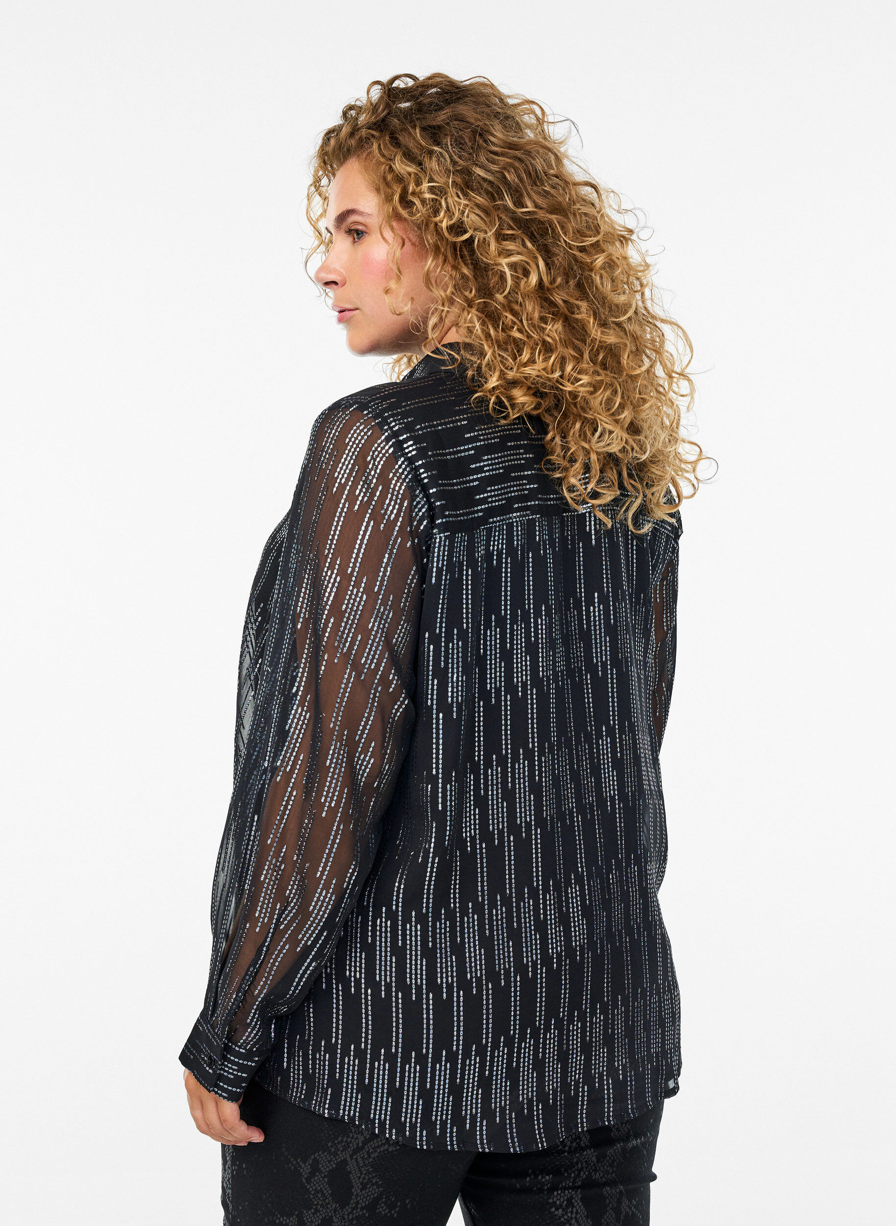 Zizzi Shirt met glinsterend patroon, Zwart, Model image number 2