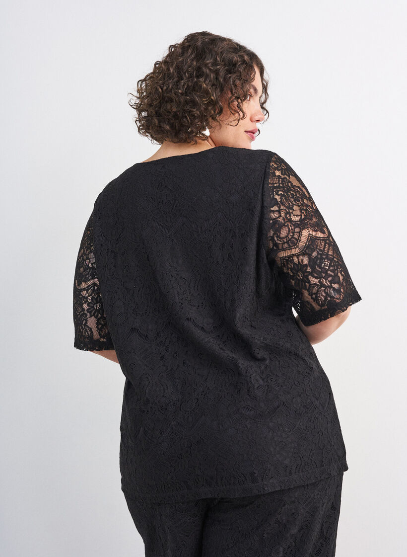 Kanten blouse met decoratieve knopen, Zwart, Model image number 2
