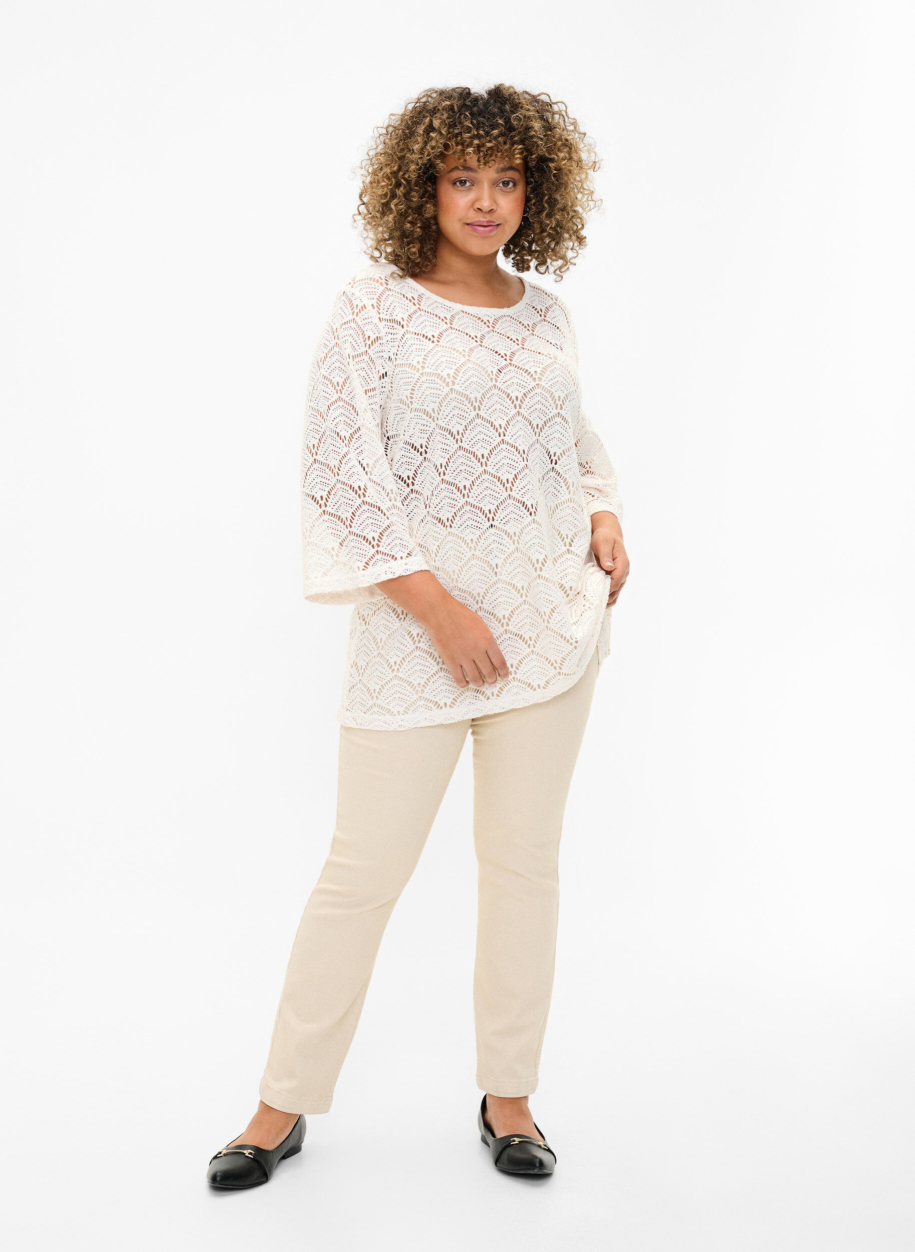 Zizzi Crochet Blouse met 3/4 mouw, Sandshell, Model image number 2