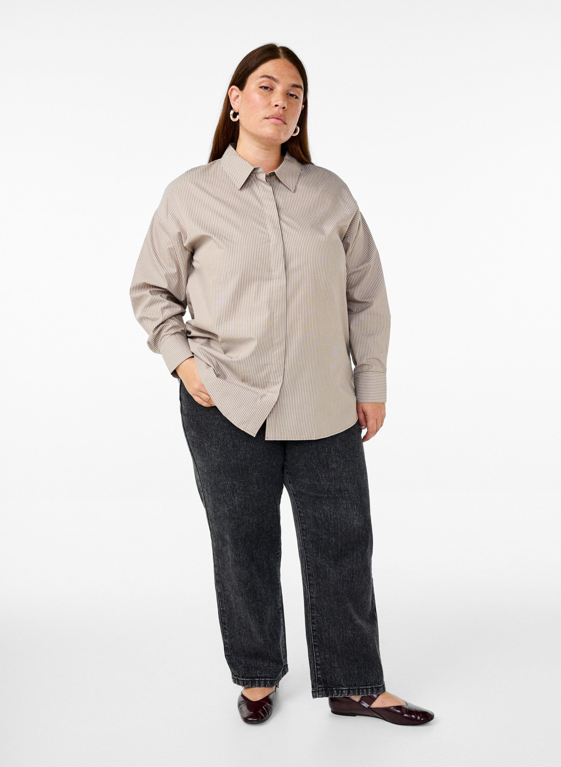 Zizzi Losse shirt met lange mouwen en strepen, Bruin, Model image number 1