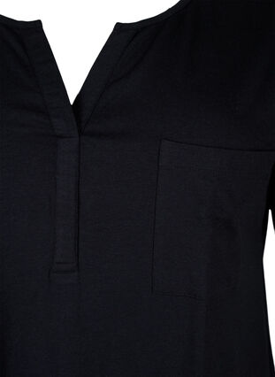 T-shirt met V-hals en borstzakje, Black, Packshot image number 2