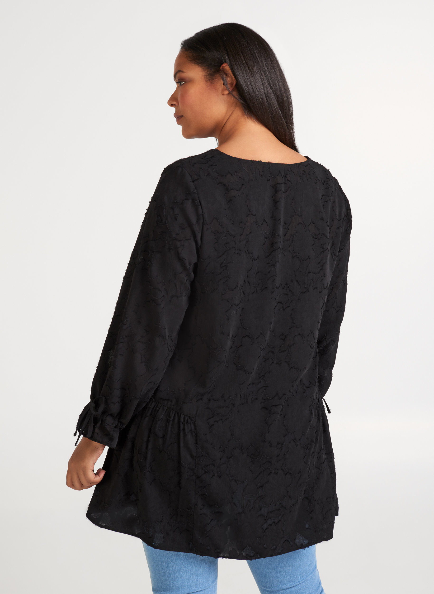 Zizzi Losse tuniek met v-hals, Black, Model image number 1