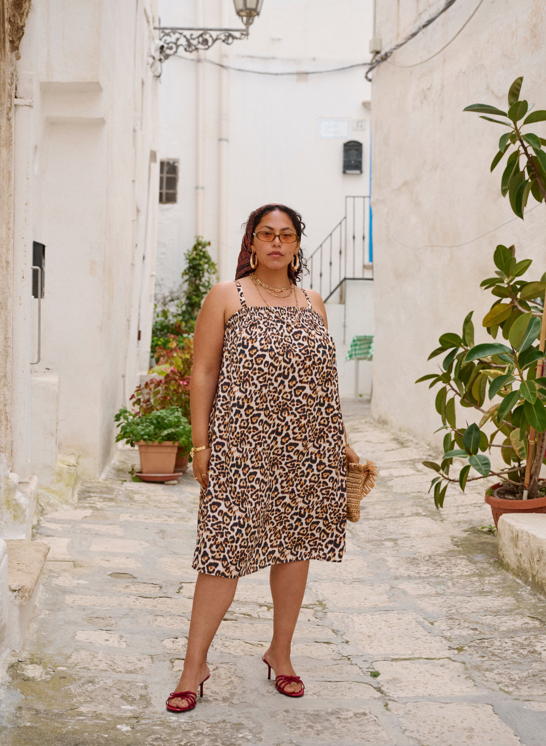 Zizzi Korte viscose jurk met spaghettibandjes, Beige, Image image number 0