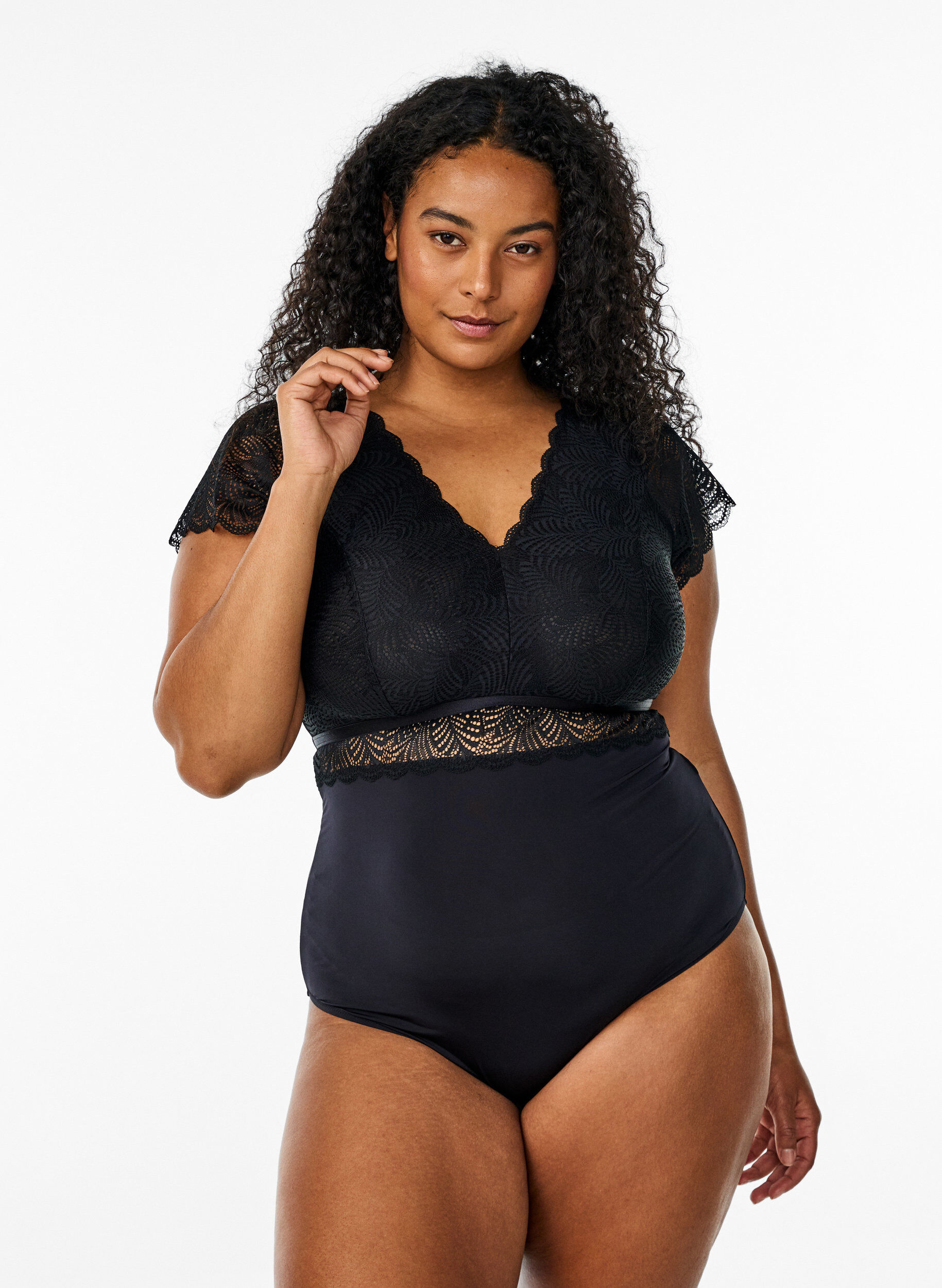 Bodystocking met kanten en korte mouwen, Zwart, Model