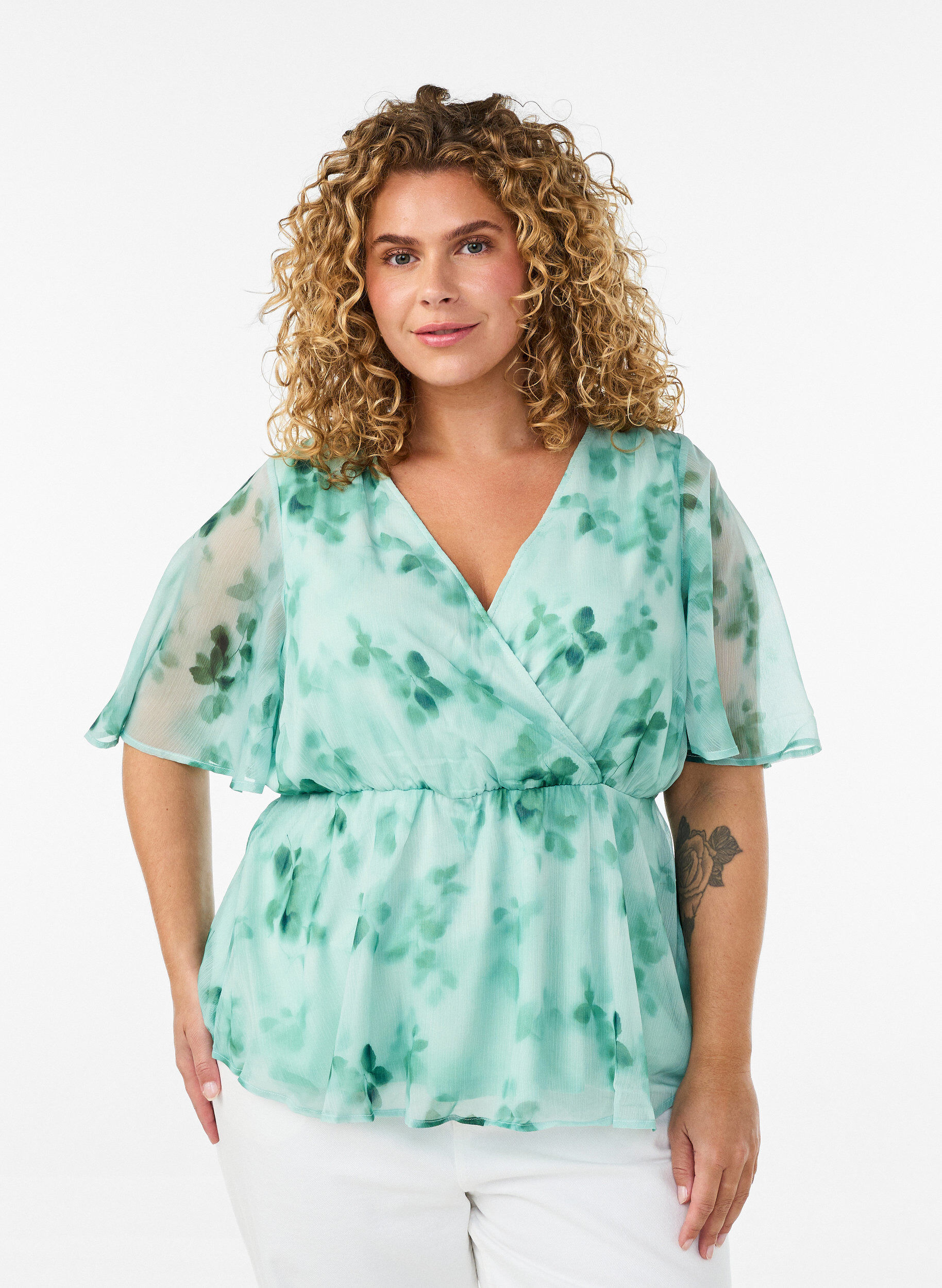 Bloemen chiffon blouse met korte mouwen, Groen, Model
