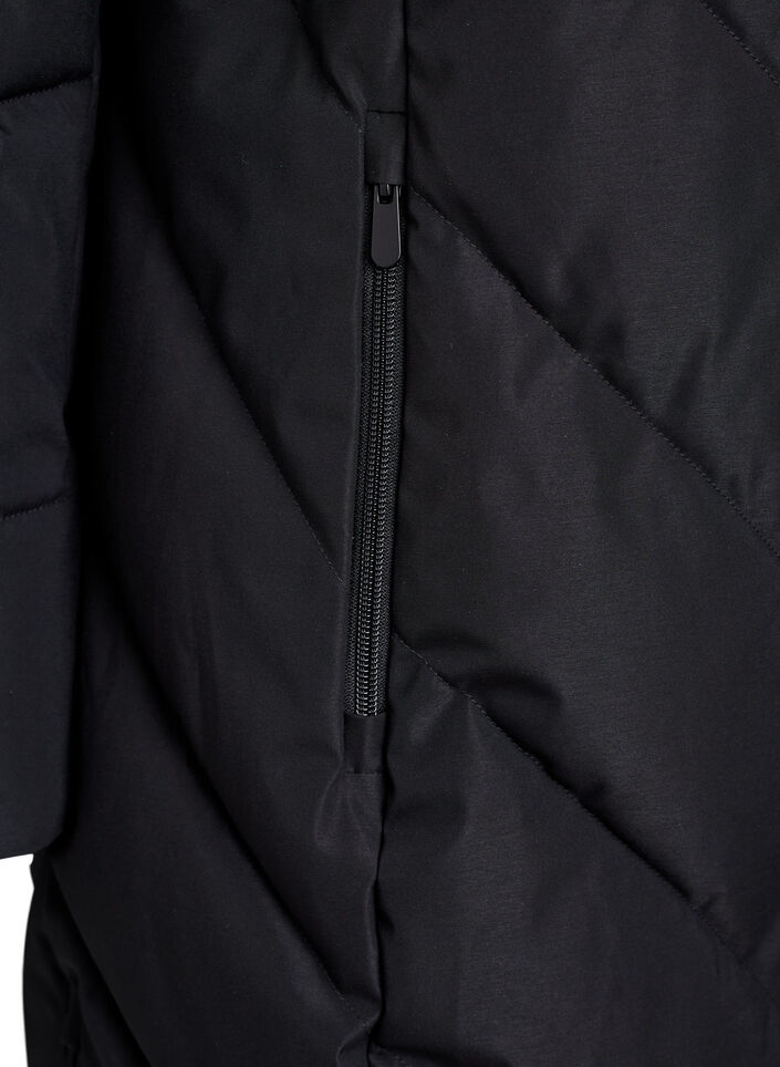 Lange winterjas met haaksluitingen en een nep bontkraag, Zwart, Packshot image number 3