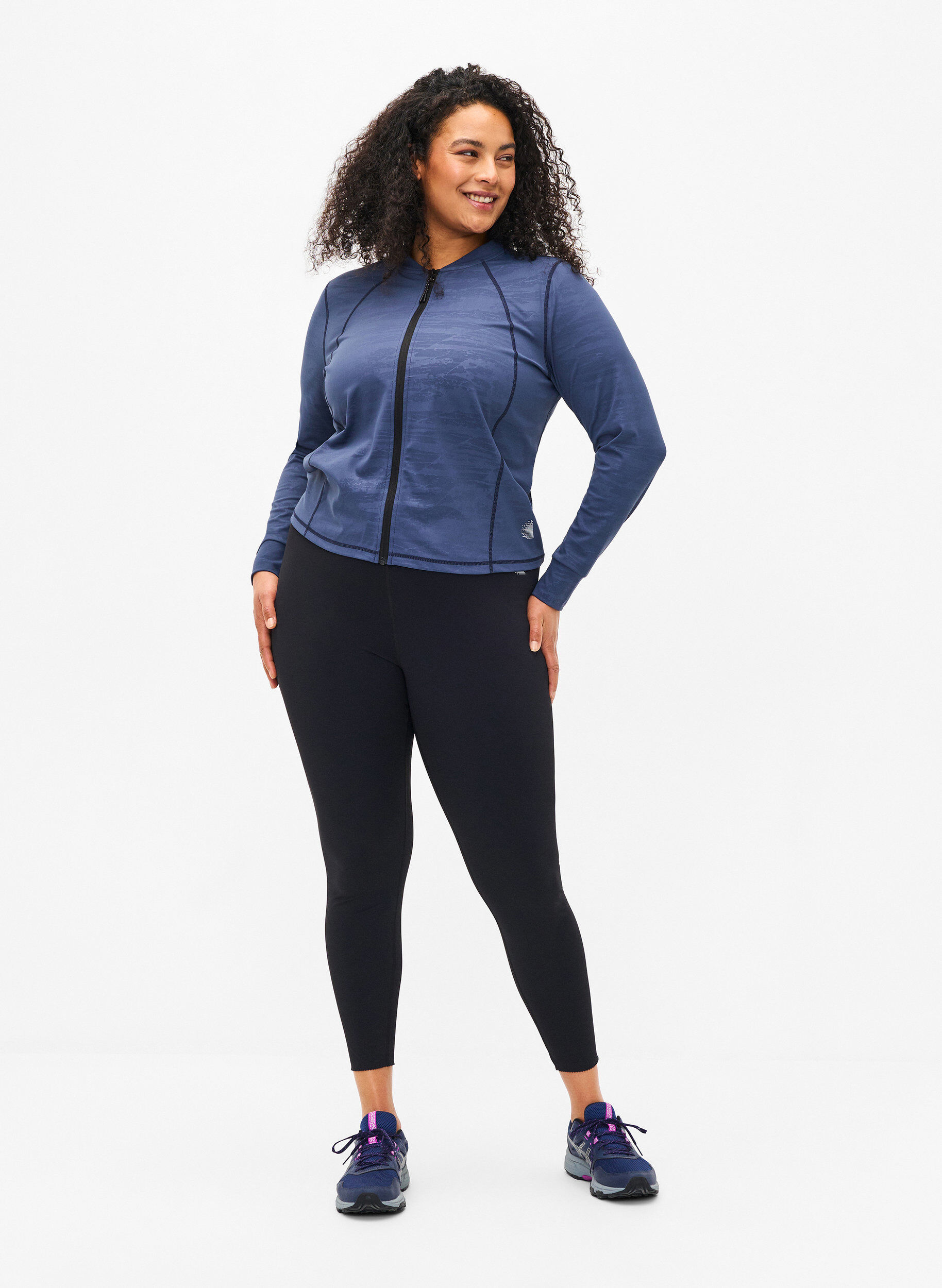 Zizzi Korte sportlegging met zak, Zwart, Model image number 1