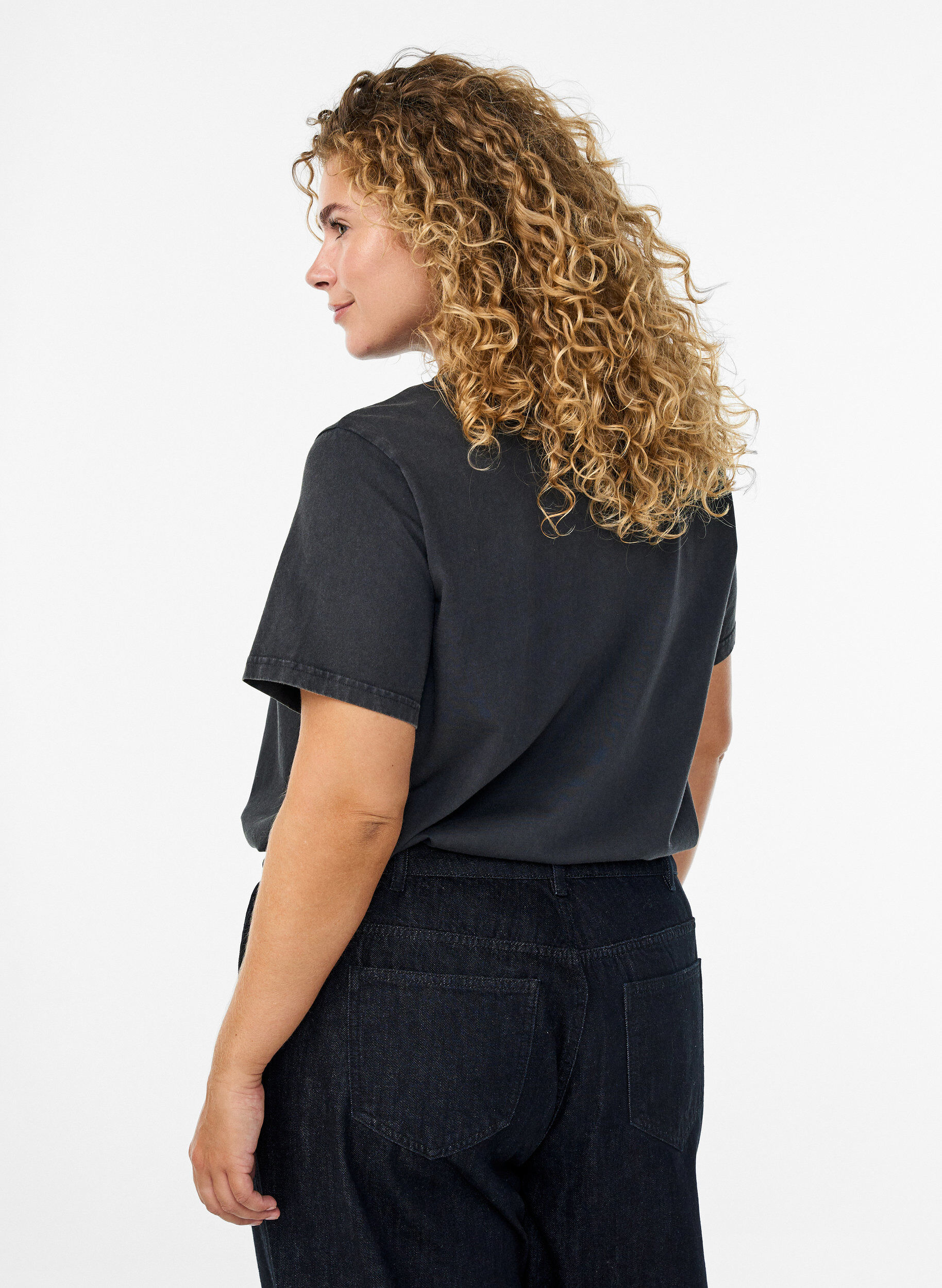 Zizzi Organisch katoenen T-shirt met studs, Grijs, Model image number 2