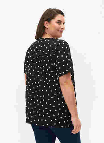 FLASH - Bedrukt t-shirt met v-hals, Black Dot, Model image number 1