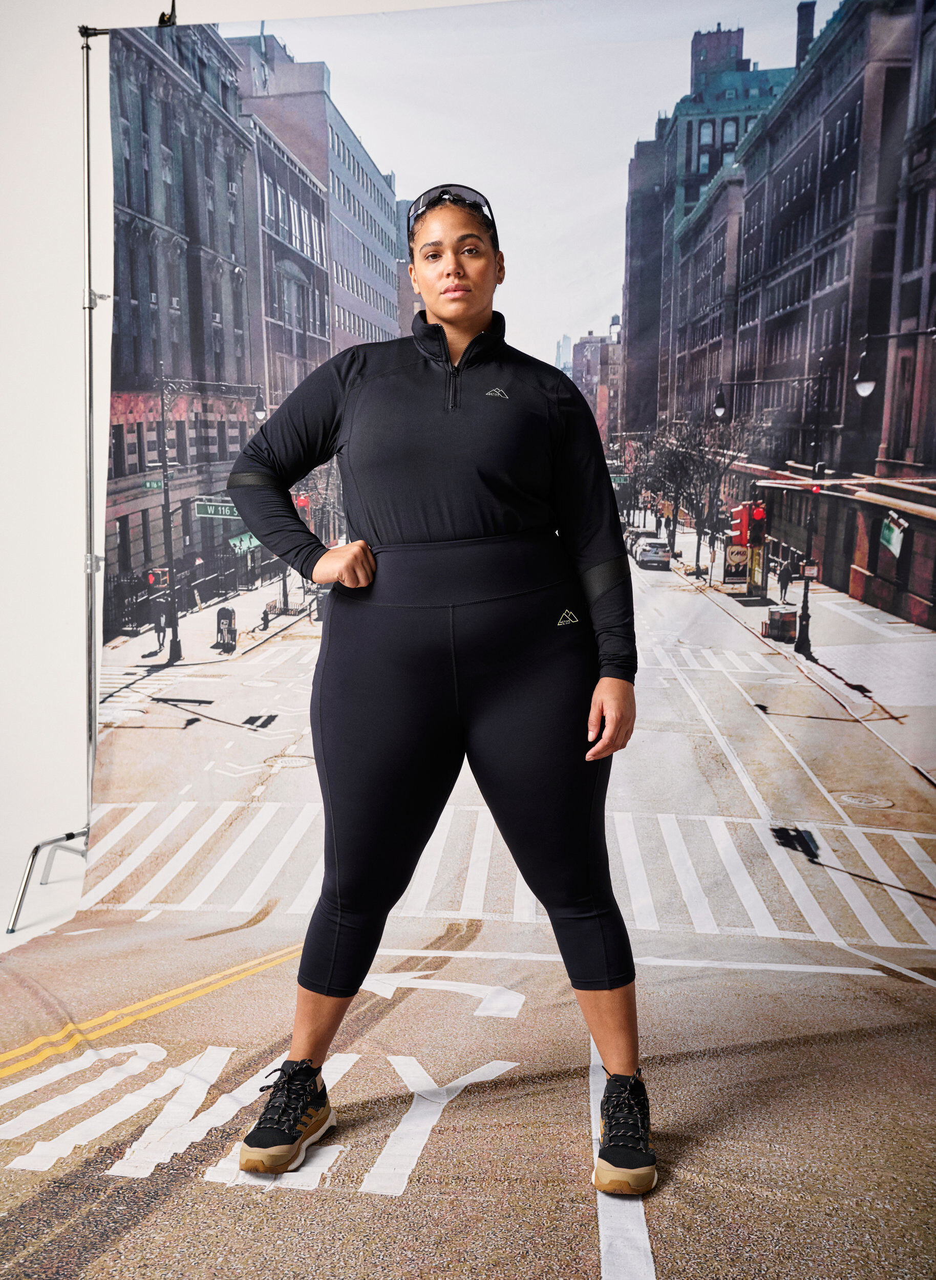 Zizzi 3/4 trainingslegging met zakken, Black, Image image number 0