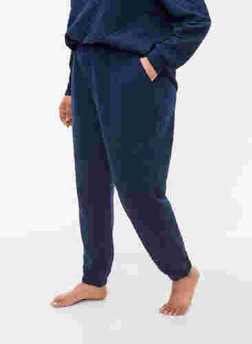 Gewatteerde joggingbroek met zakken, Navy Blazer, Model image number 2