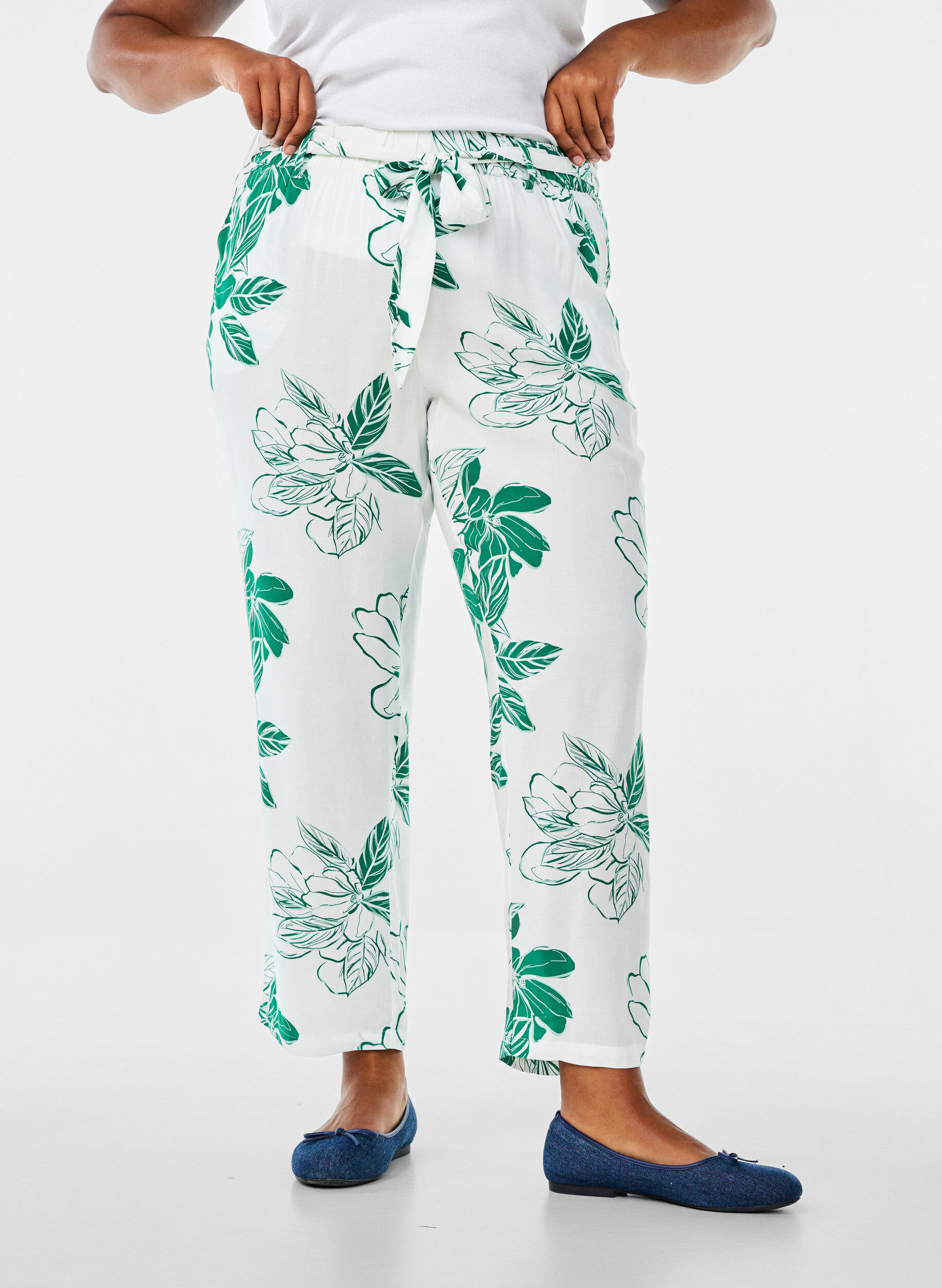 Zizzi Viscose broek met hoge taille, Groen, Model image number 2