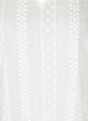 Katoenen top met borduursel anglaise, Bright White, Packshot image number 2
