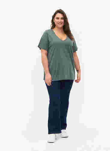 FLASH - T-shirt met v-hals, Balsam Green, Model image number 2